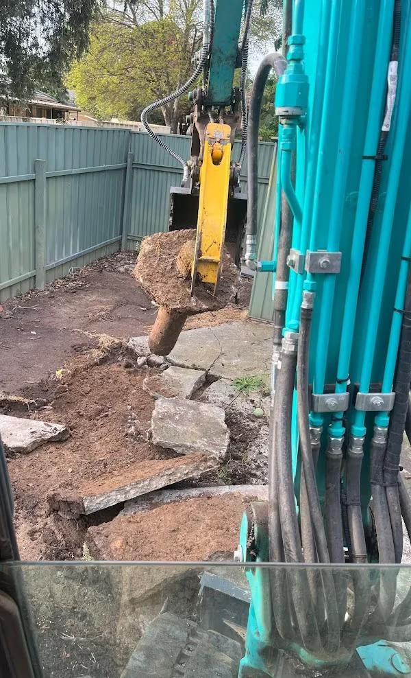 Hydraulic Grab Bucket - Gallery Image 12