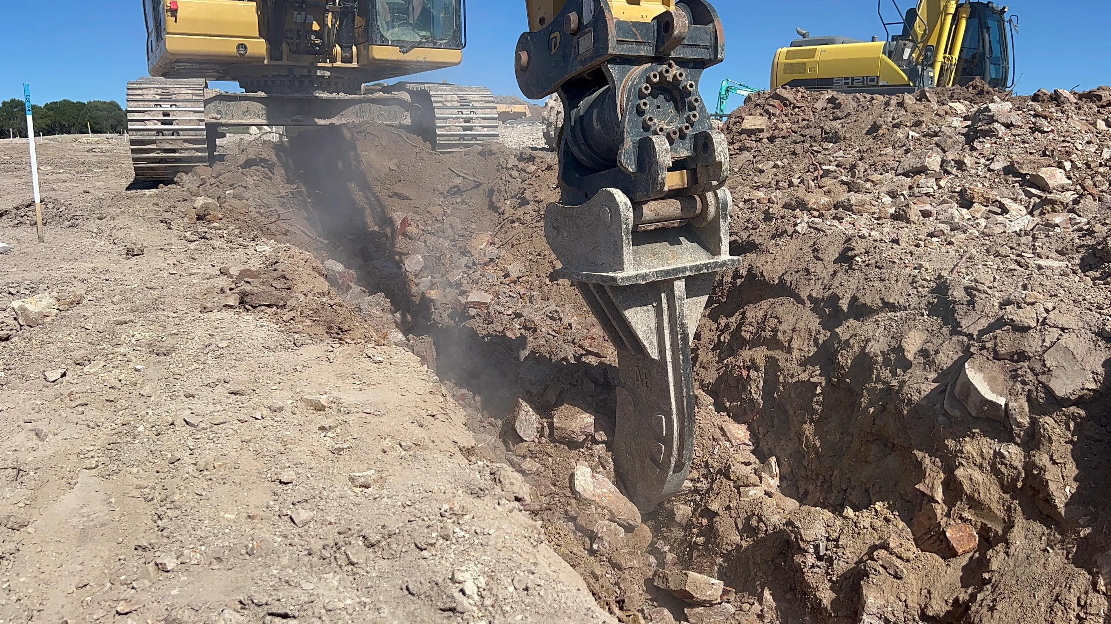 Aussie Buckets Excavator Ripper in action 4