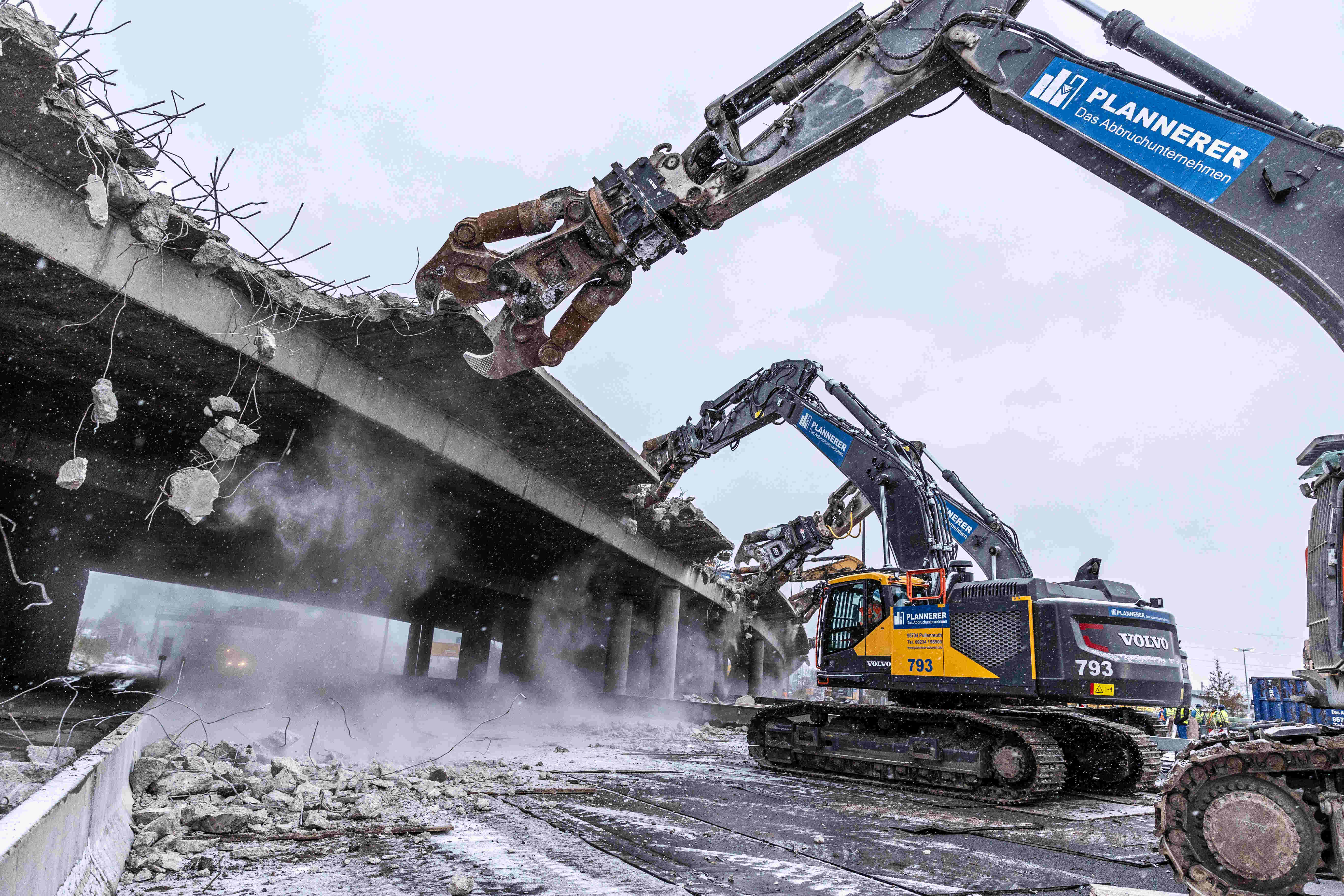 MBI Combi Crusher - Gallery Image 4