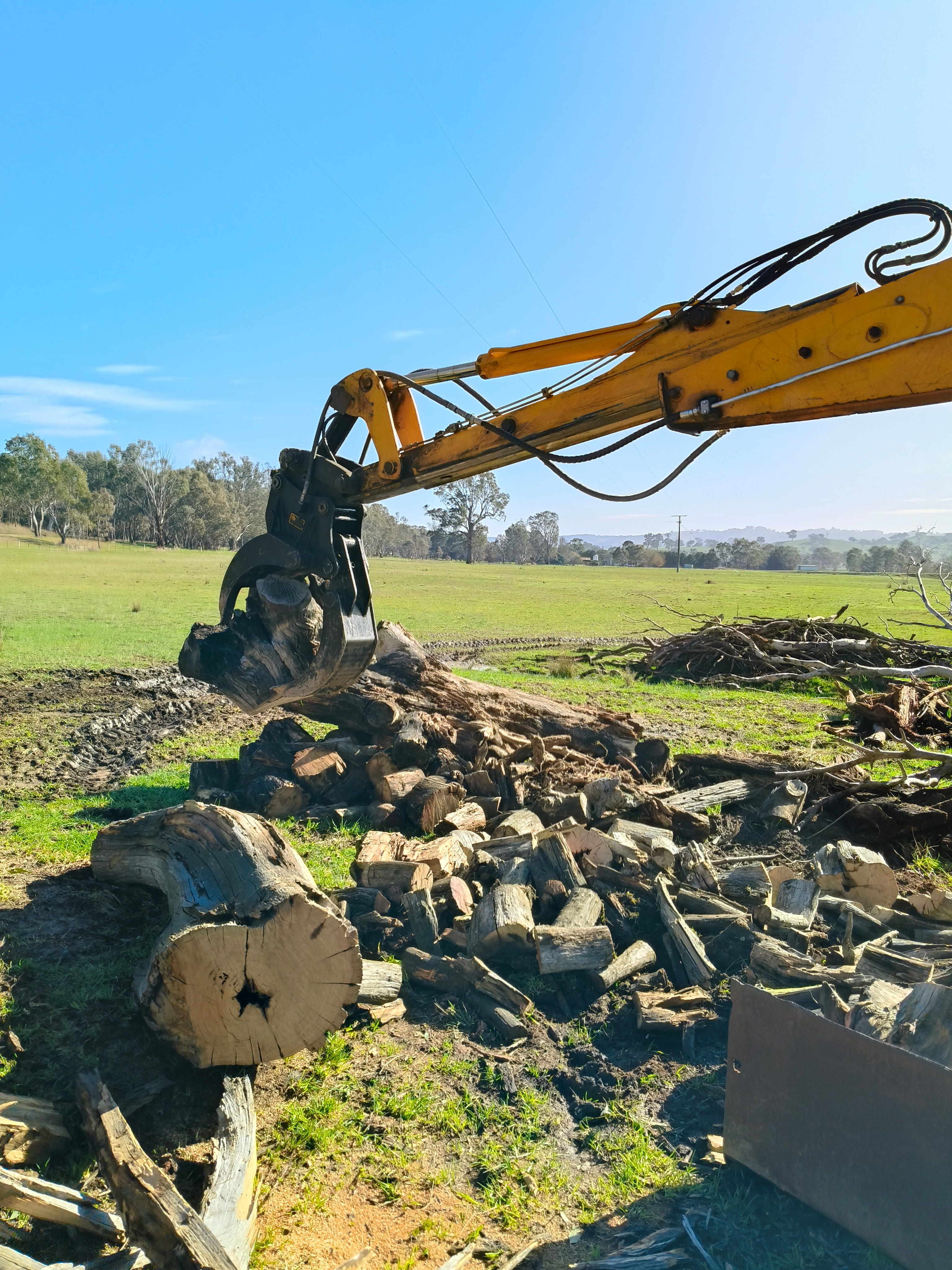 Hydraulic Grab - Gallery Image 4