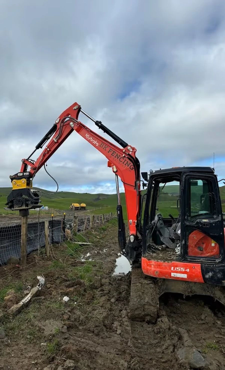 Aussie Buckets Vibrating Compaction Plate in action 4