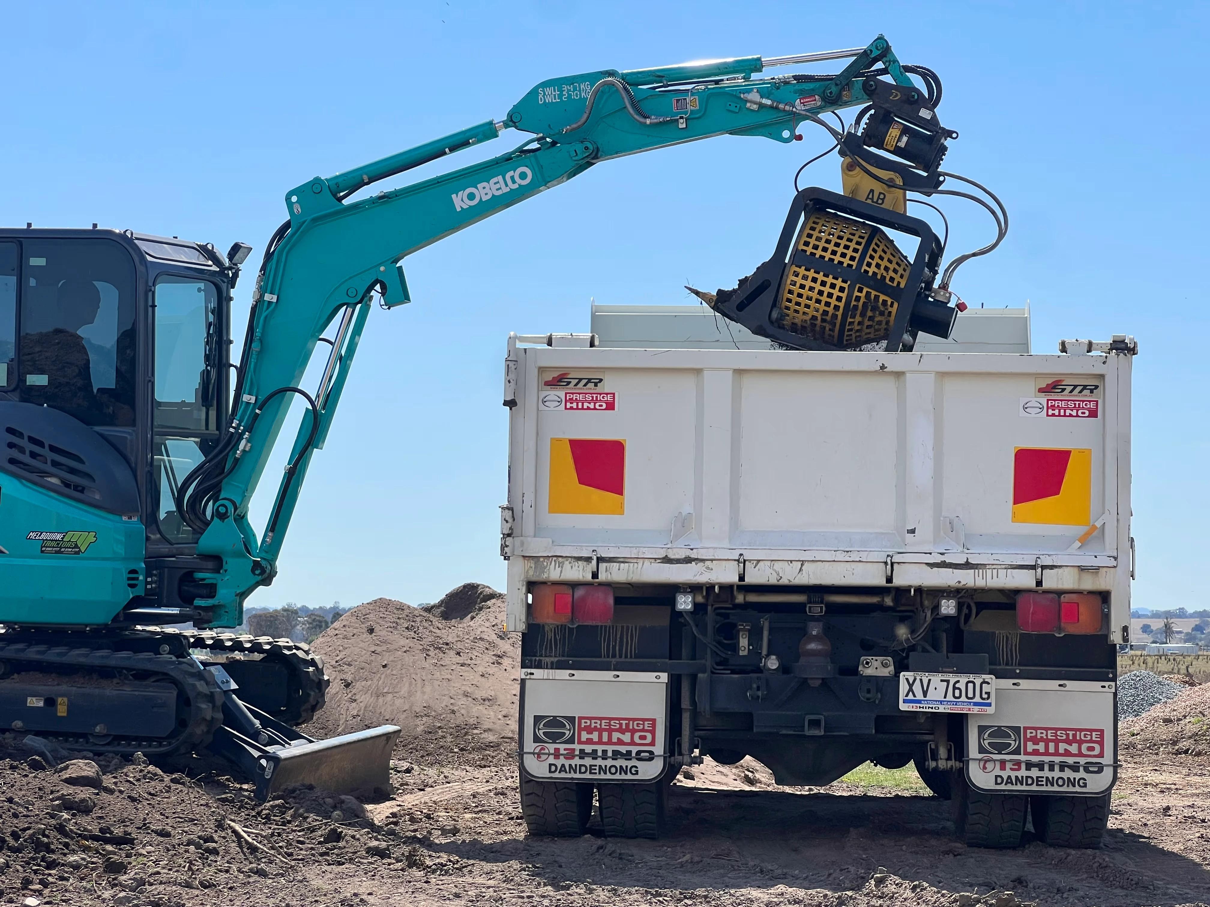Rotary Screening Bucket - Gallery Image 6