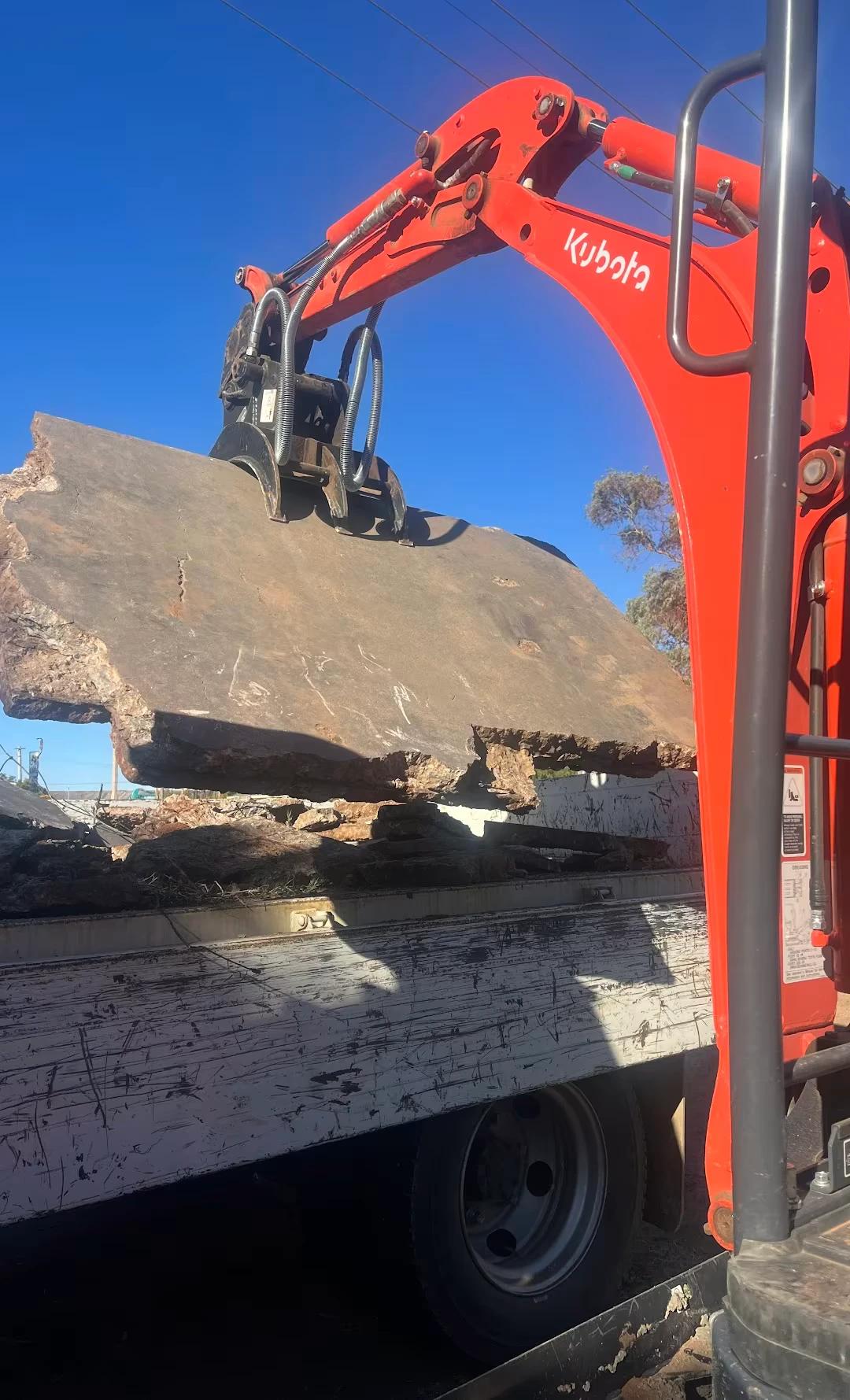 Hydraulic Grab - Gallery Image 20