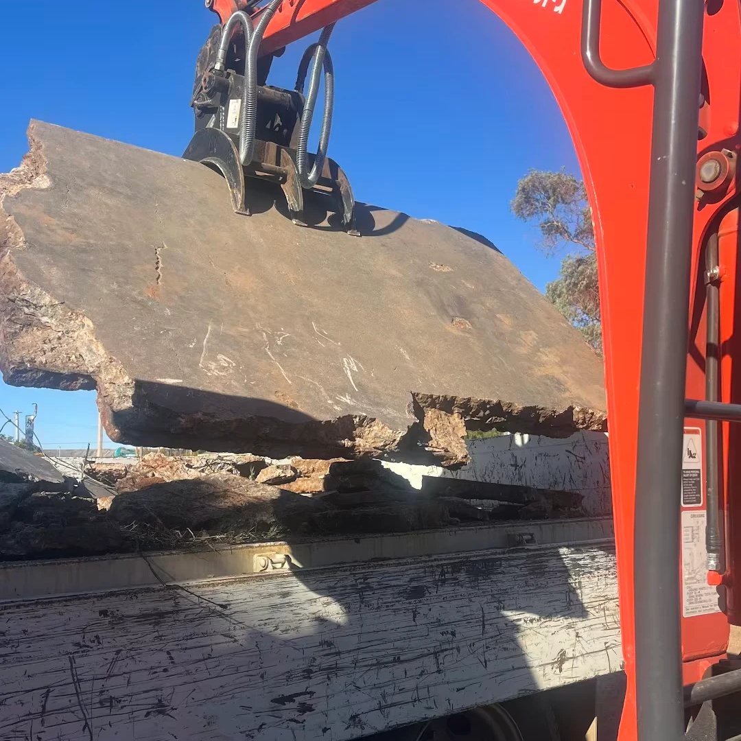 Hydraulic Grab - Gallery Image 20