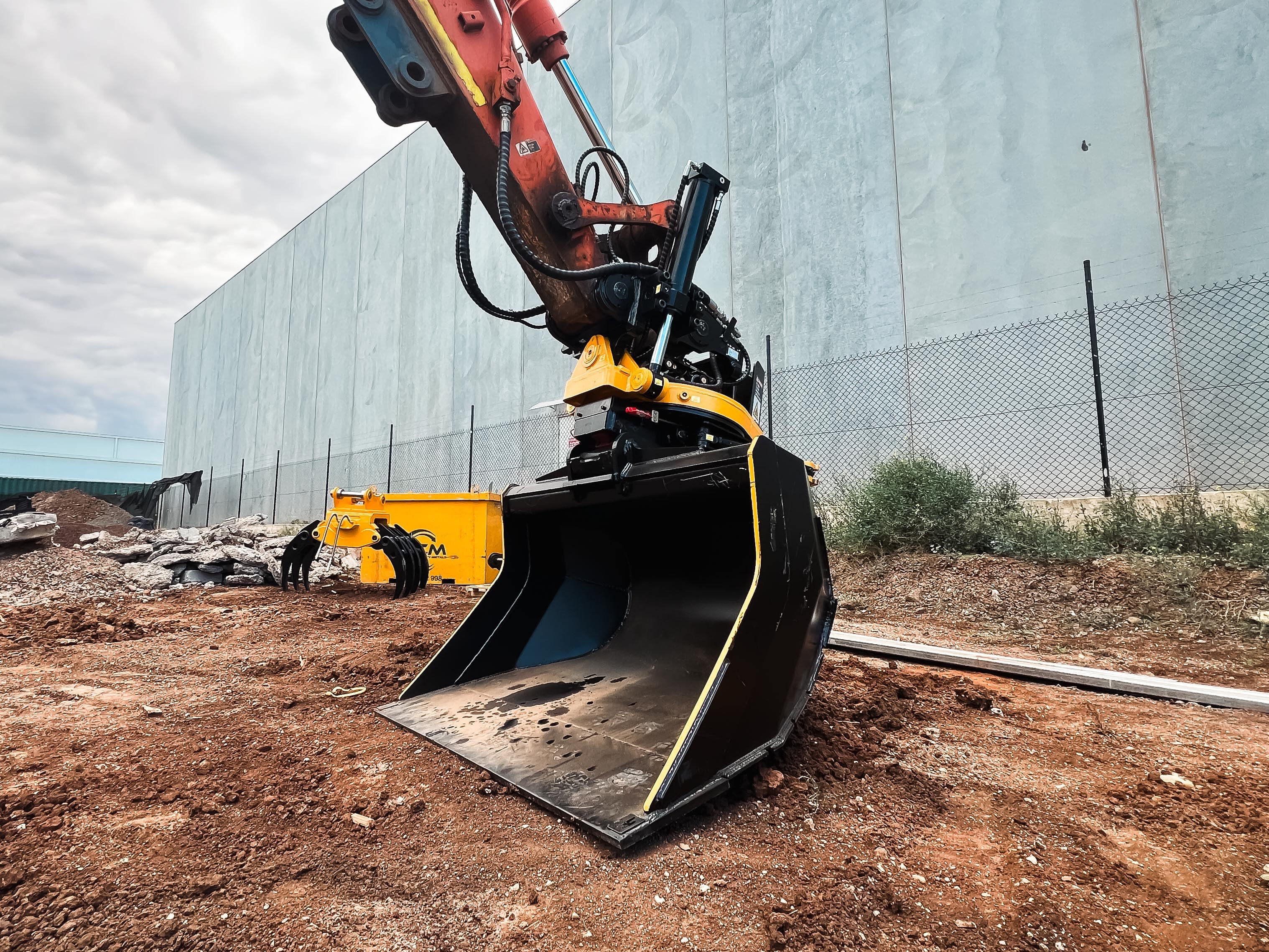 Grading Bucket - Gallery Image 1