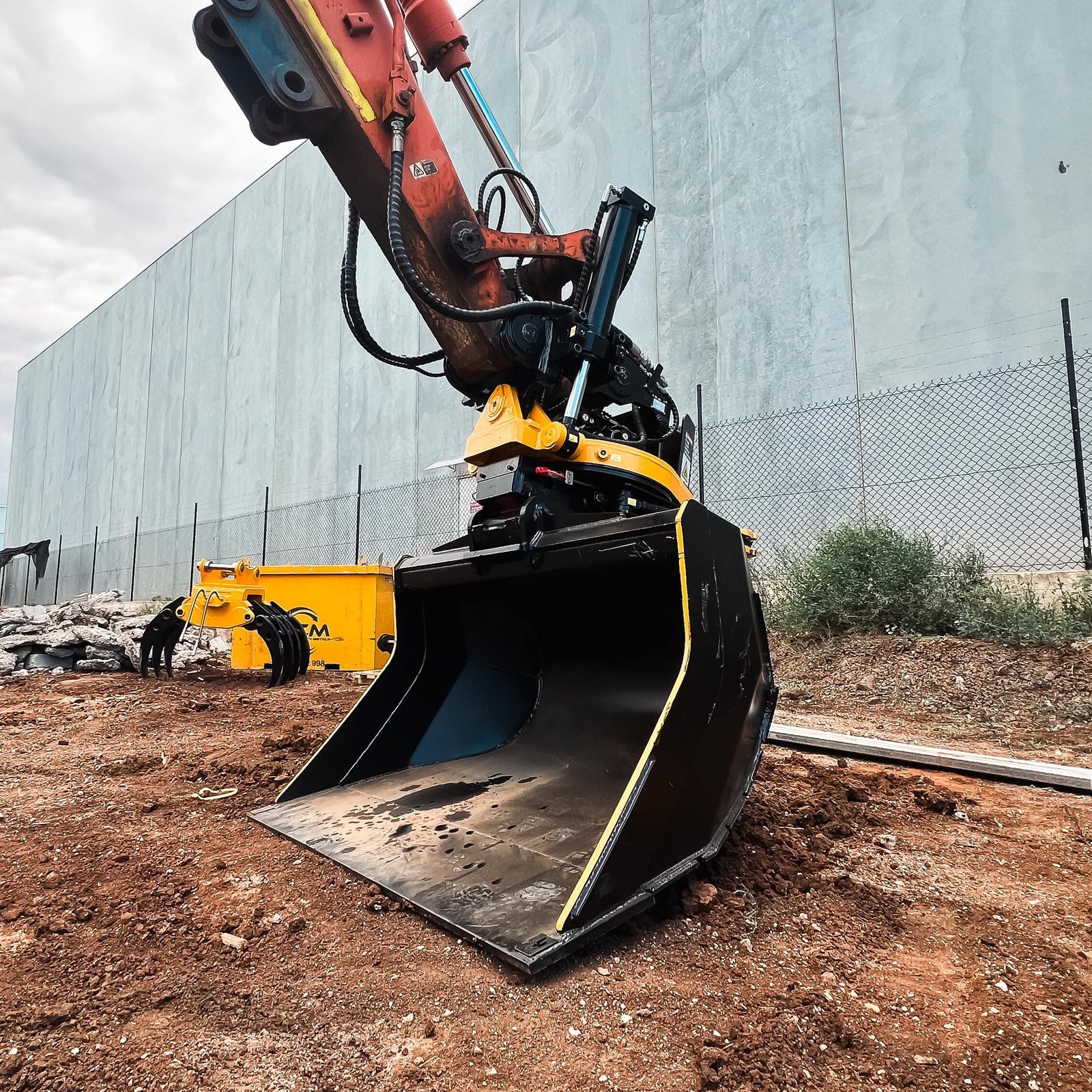 Grading Bucket - Gallery Image 1