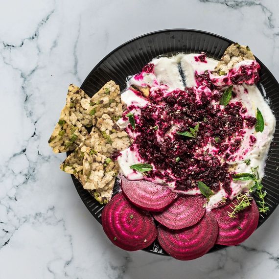 Randentatar mit Labneh