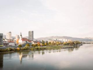 Bruckner Tower & Anton Bruckner International School