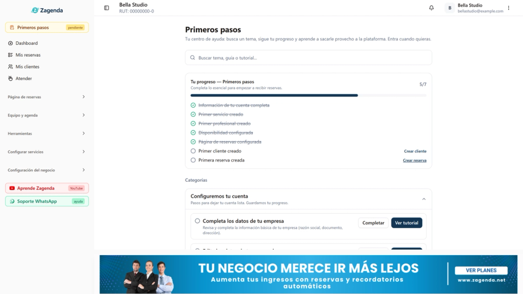 Tarjeta Tu progreso con los hitos Primer cliente creado y Primera reserva creada destacados, junto a sus atajos Crear cliente y Crear reserva.