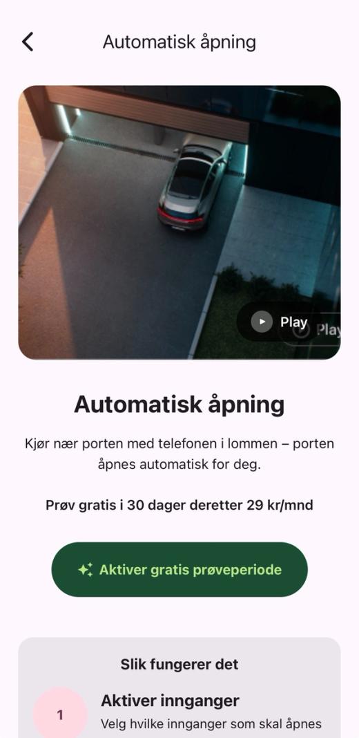 Skjermen «Automatisk åpning» med bilde av en bil foran en garasjeport og knappen «Aktiver gratis prøveperiode»