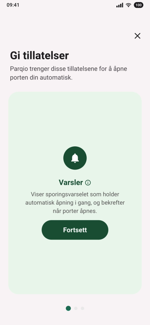 Kortet «Varsler» med teksten «Viser sporingsvarselet som holder automatisk åpning i gang, og bekrefter når porter åpnes.» og knappen «Fortsett»