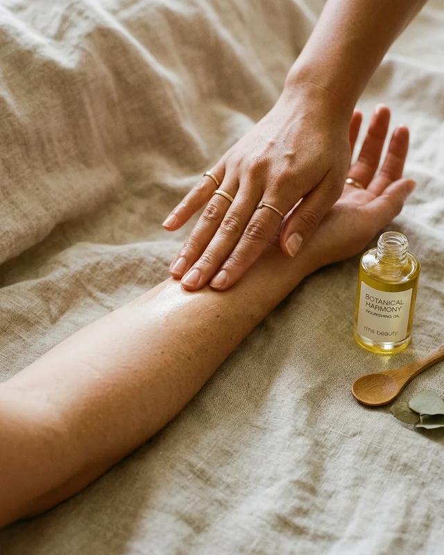 Feminine cycle renewal ritual in a calm treatment room
