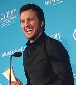 What are the political views and Religious Beliefs of Luke Bryan ...