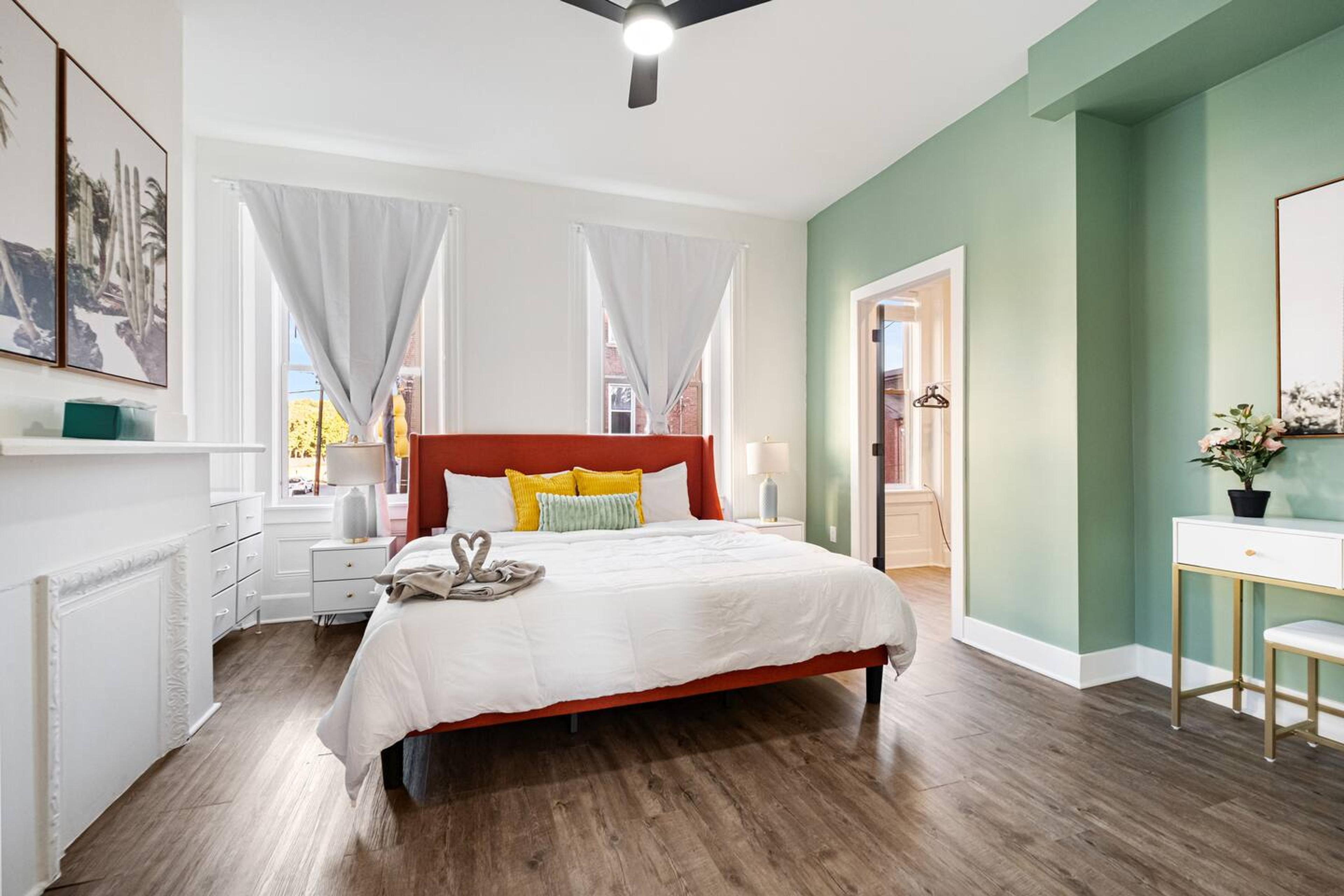 Sleep like royalty in our spacious king-size bedroom! ️