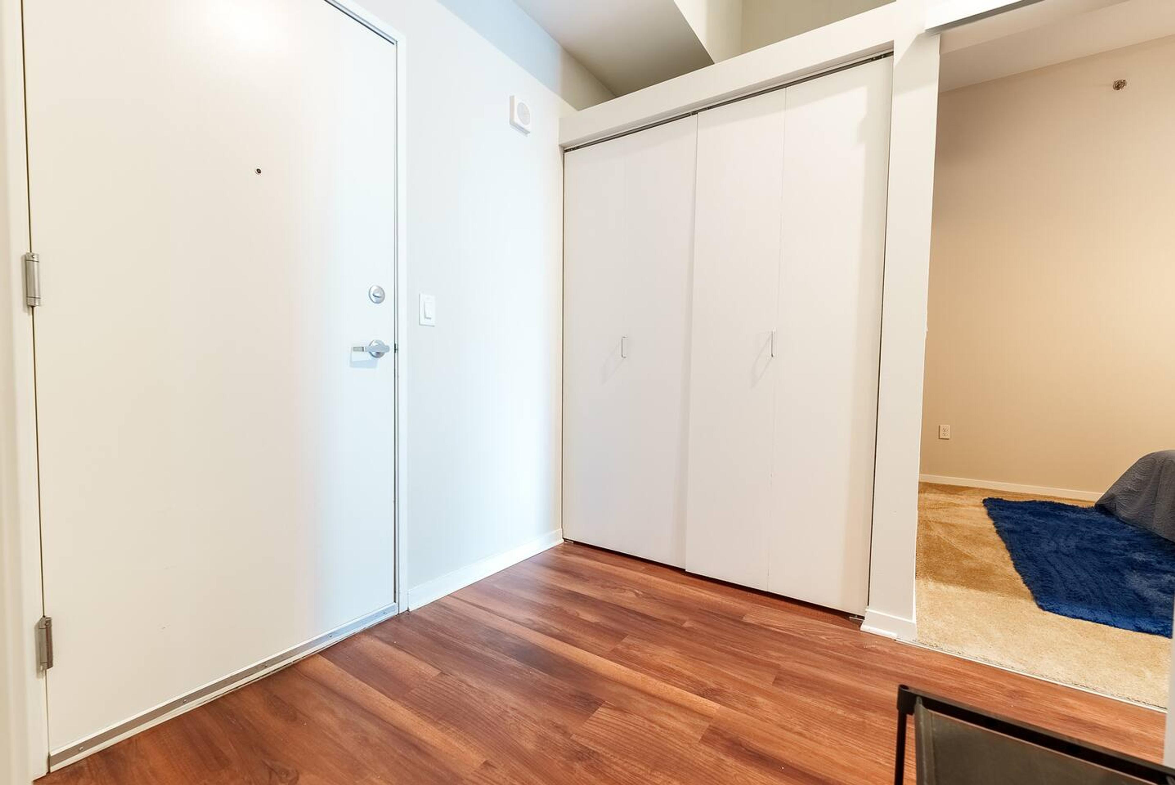Cinc-PoV-823 -2 Bedroom — photo 11