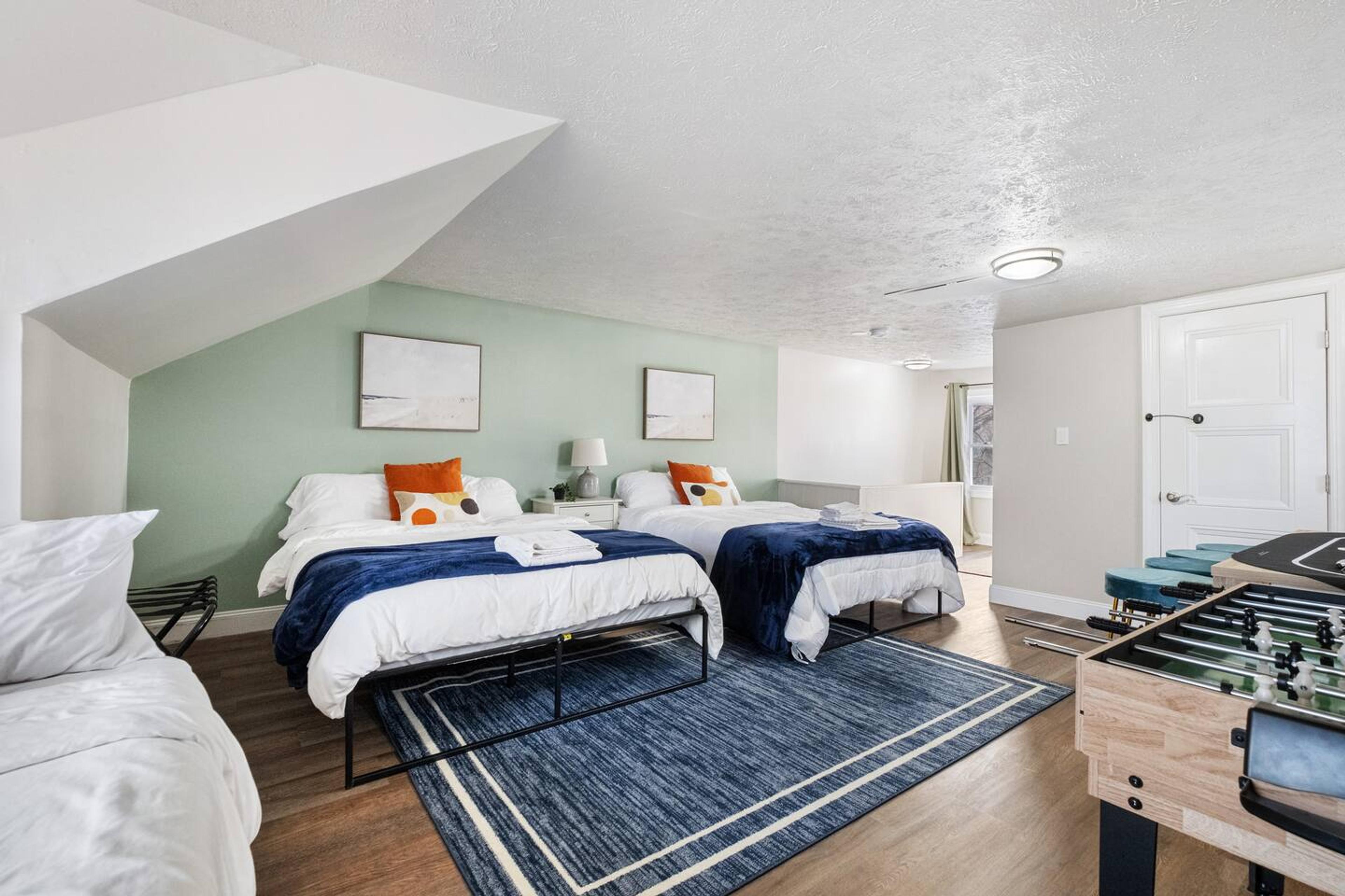 PBH-406 Marshall-Main-6 Bed — photo 74
