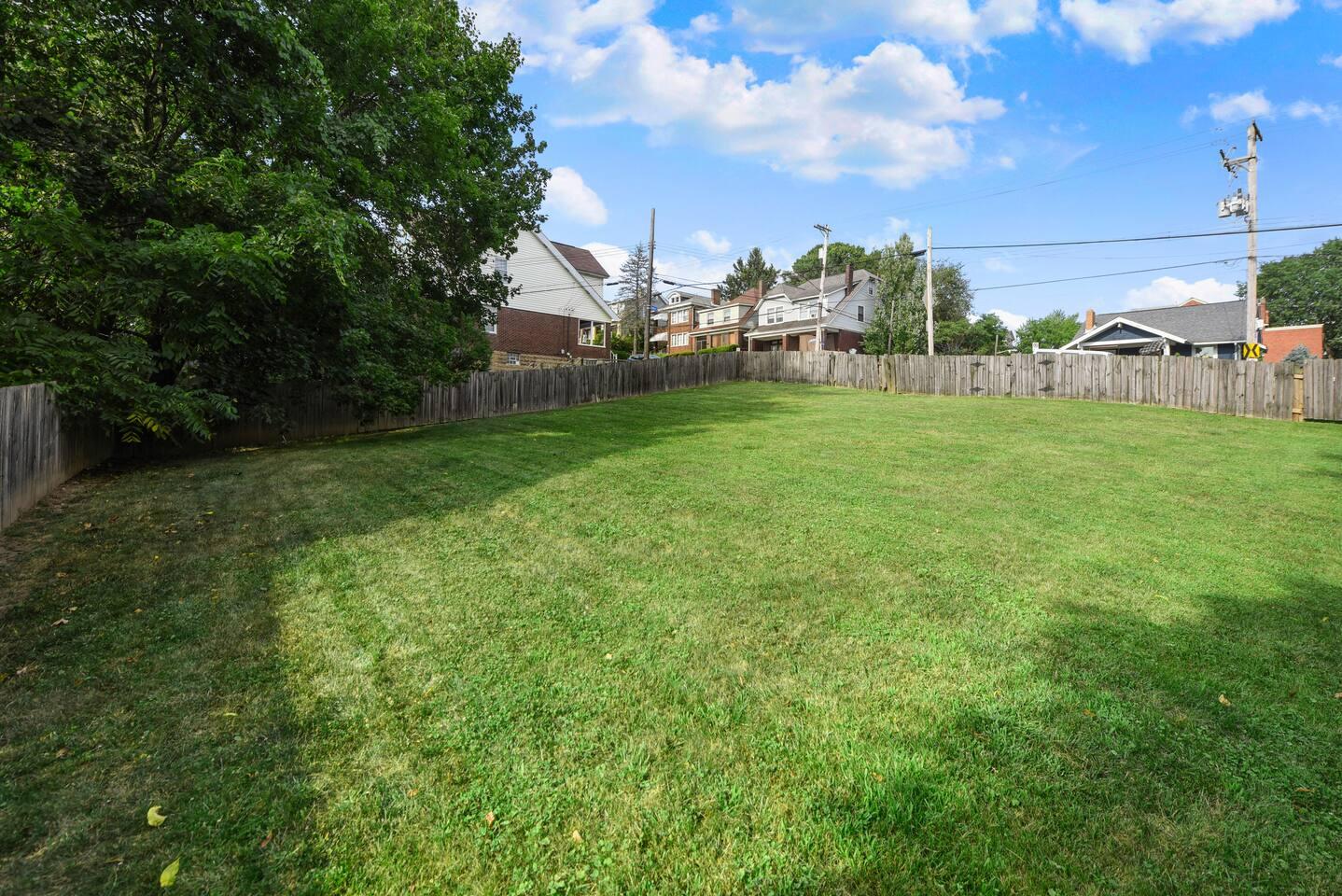 Backyard
Experience the Delights of Open Sky and Fresh Air in Your Own Backyard Haven