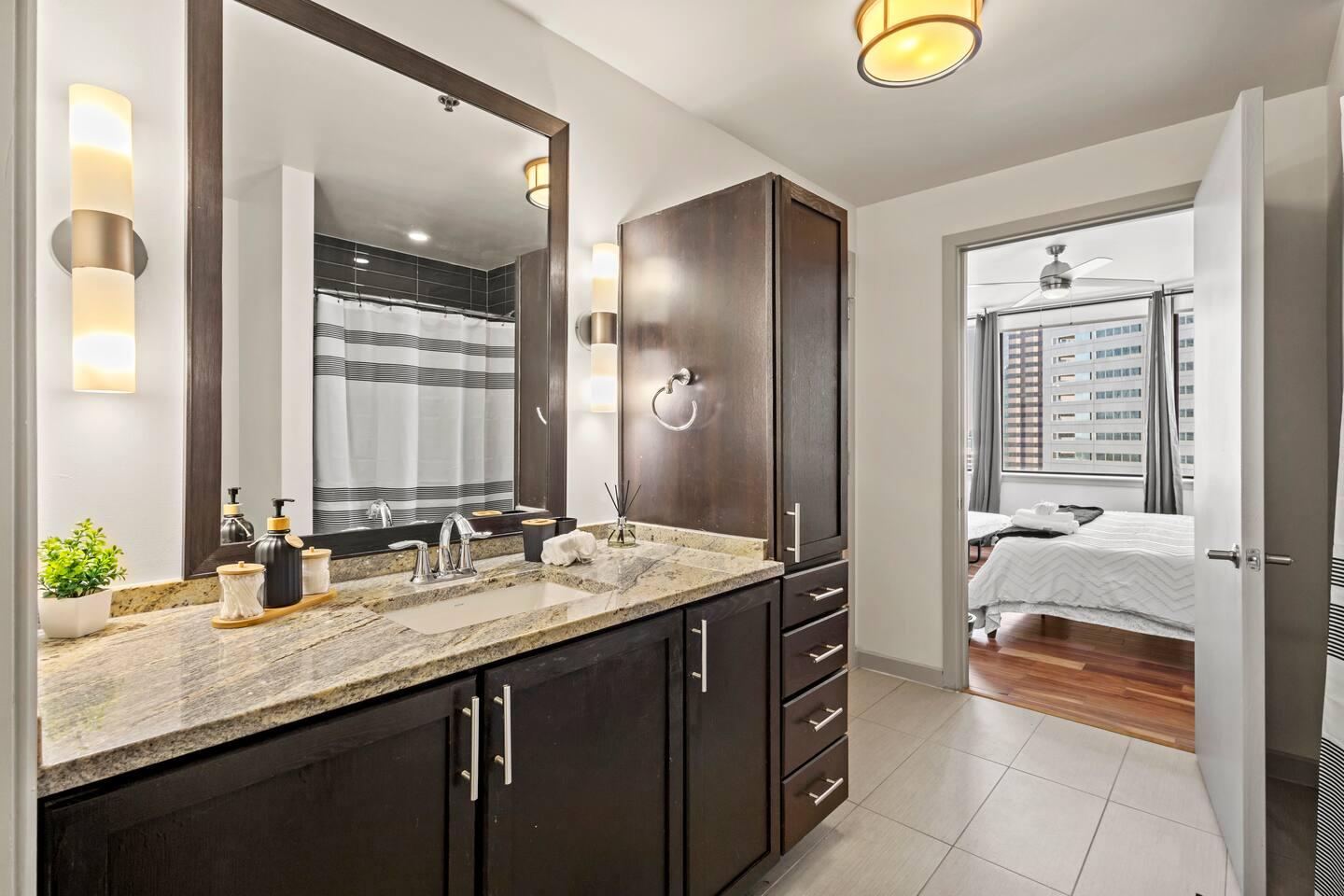 Dallas-LTV-2706-Bloom unit — photo 44