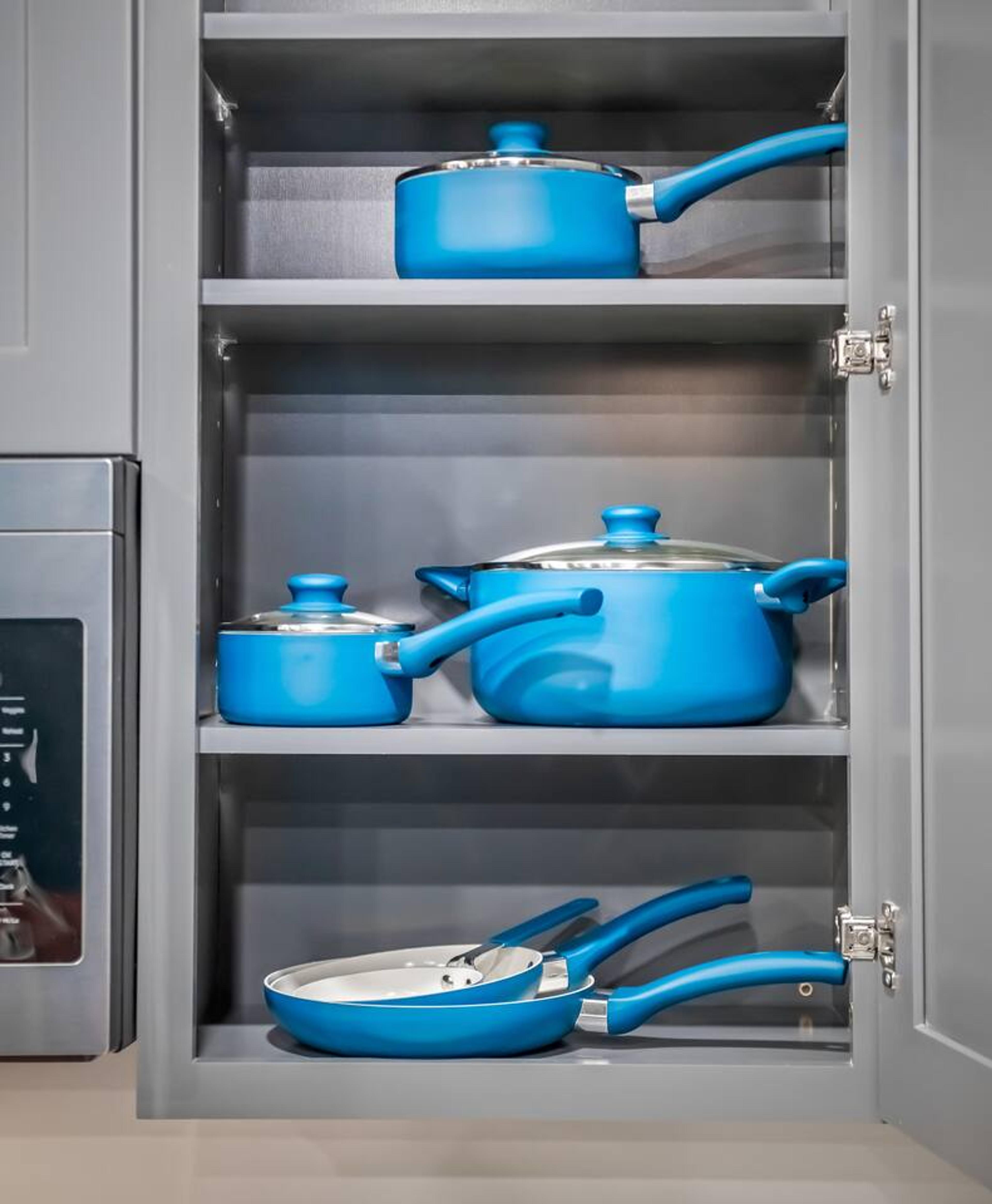 Kitchen area with kitchen supplies