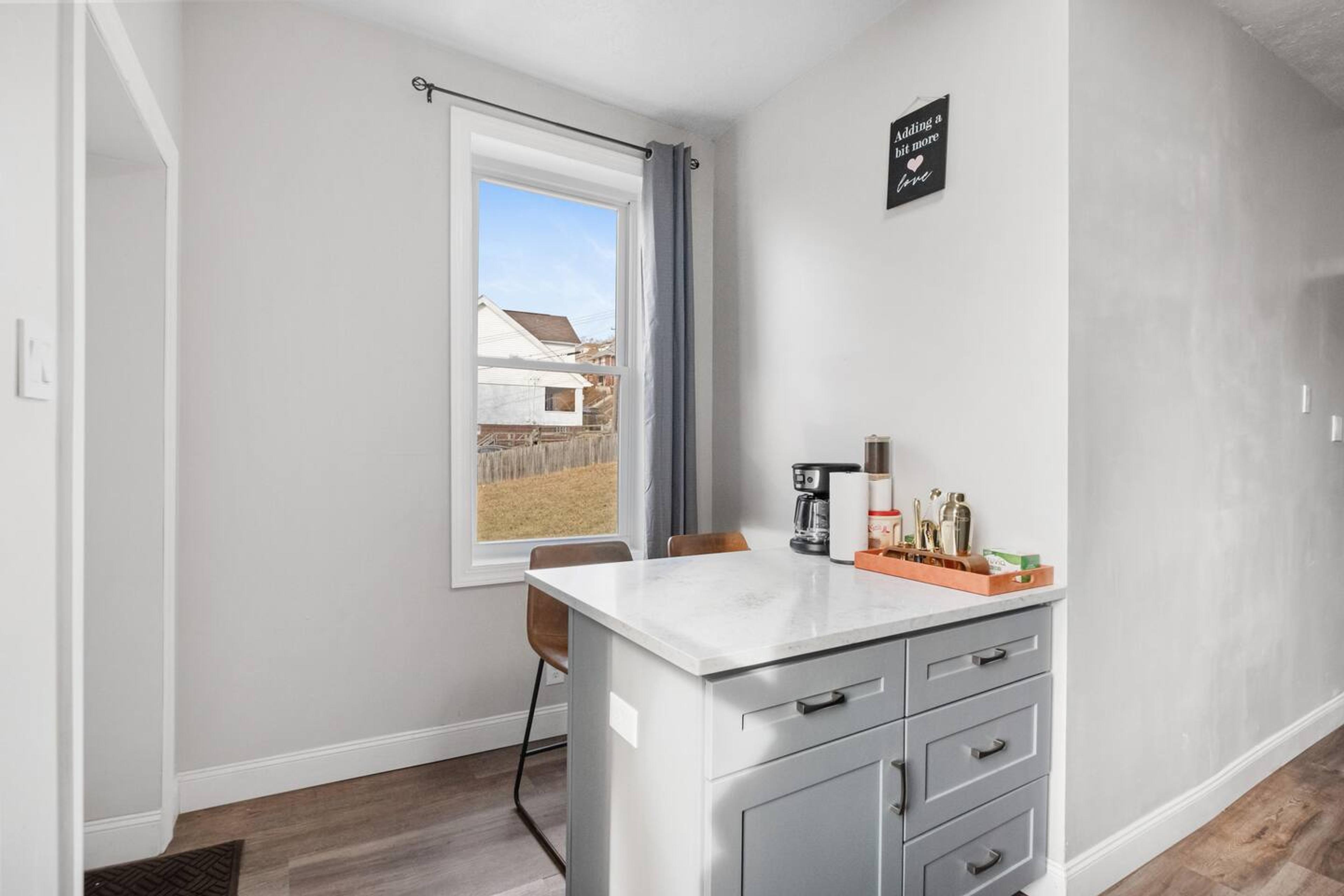 PBH-406 Marshall-Main-6 Bed — photo 52