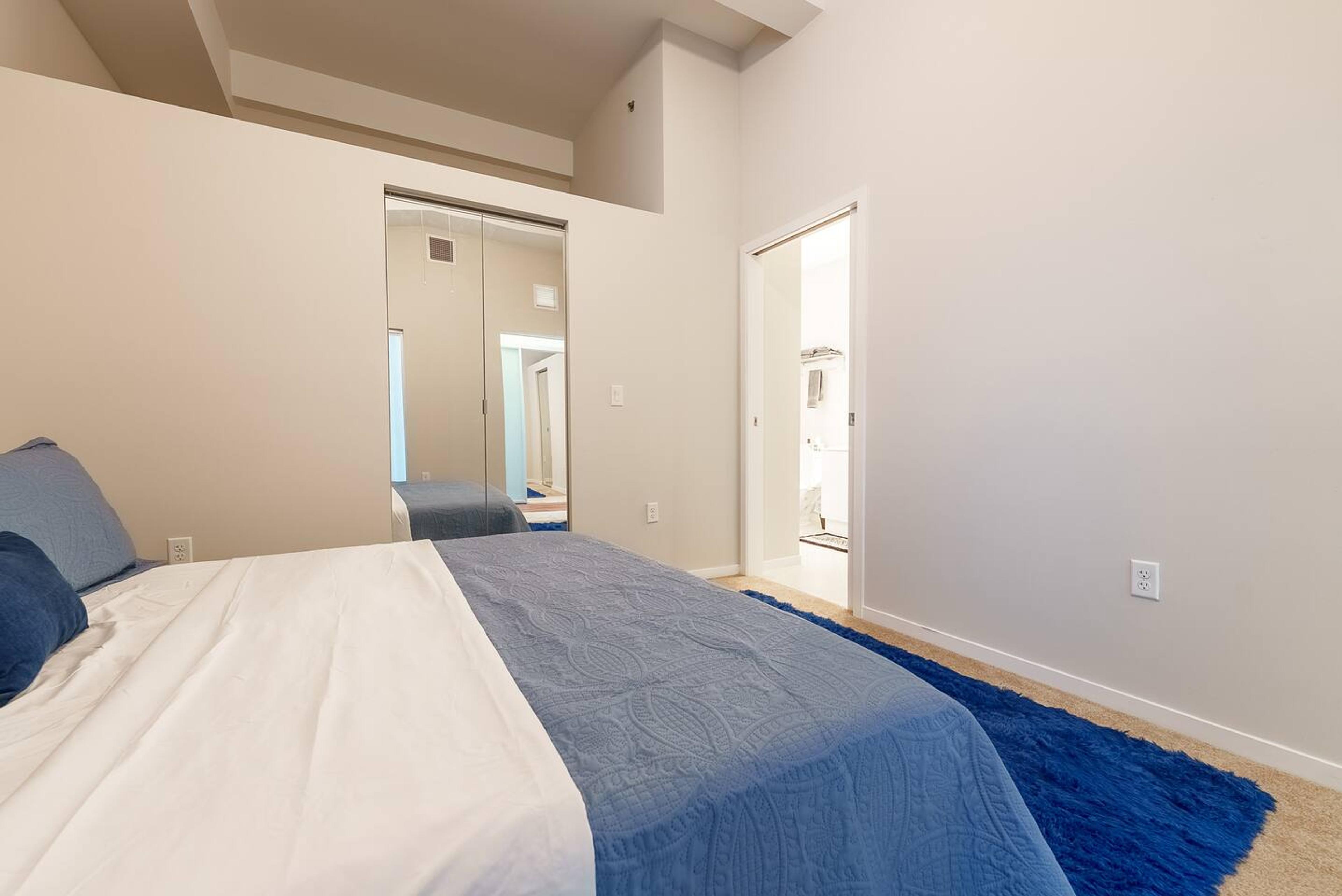 Cinc-PoV-823 -2 Bedroom — photo 16