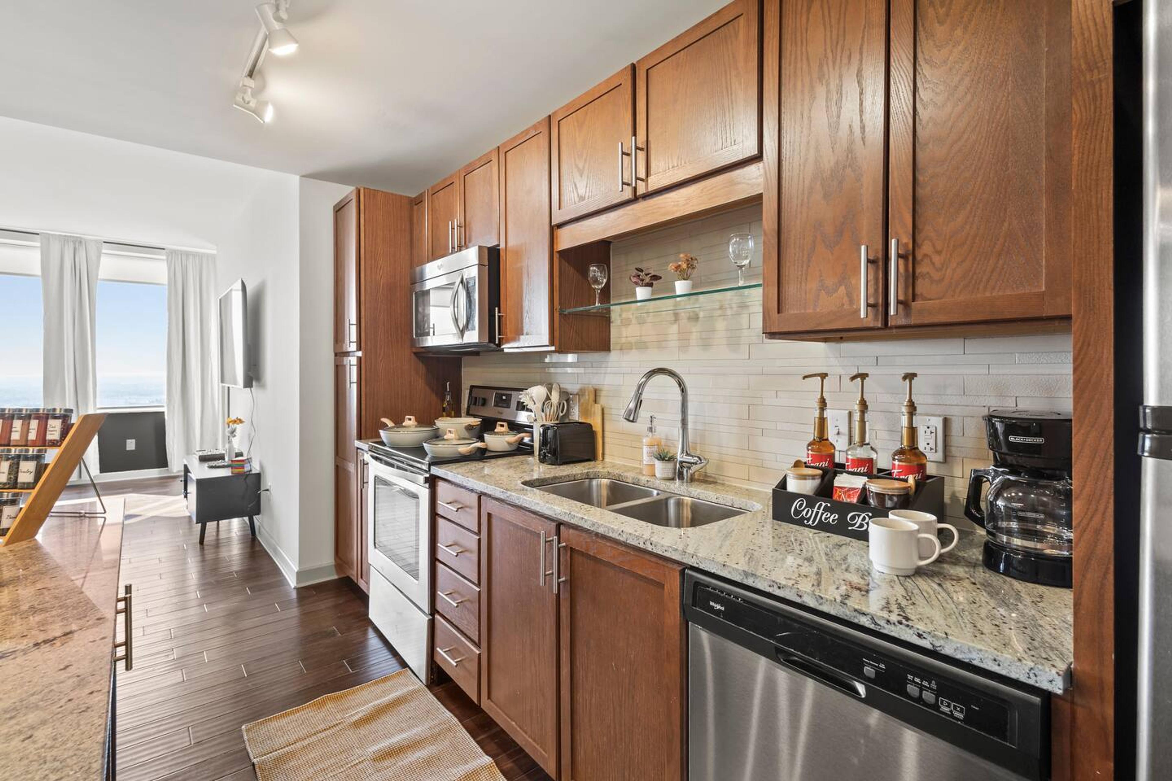 Stylish & Functional Kitchen...