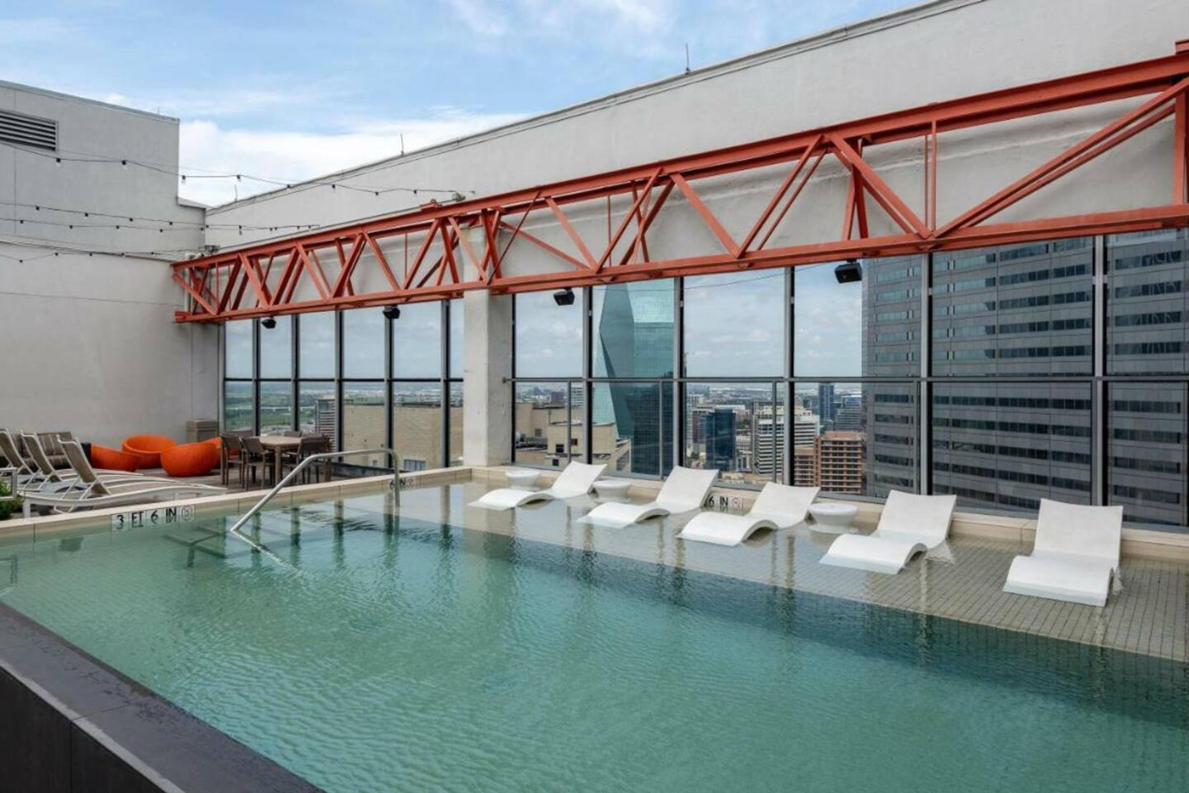 Common space: Pool area