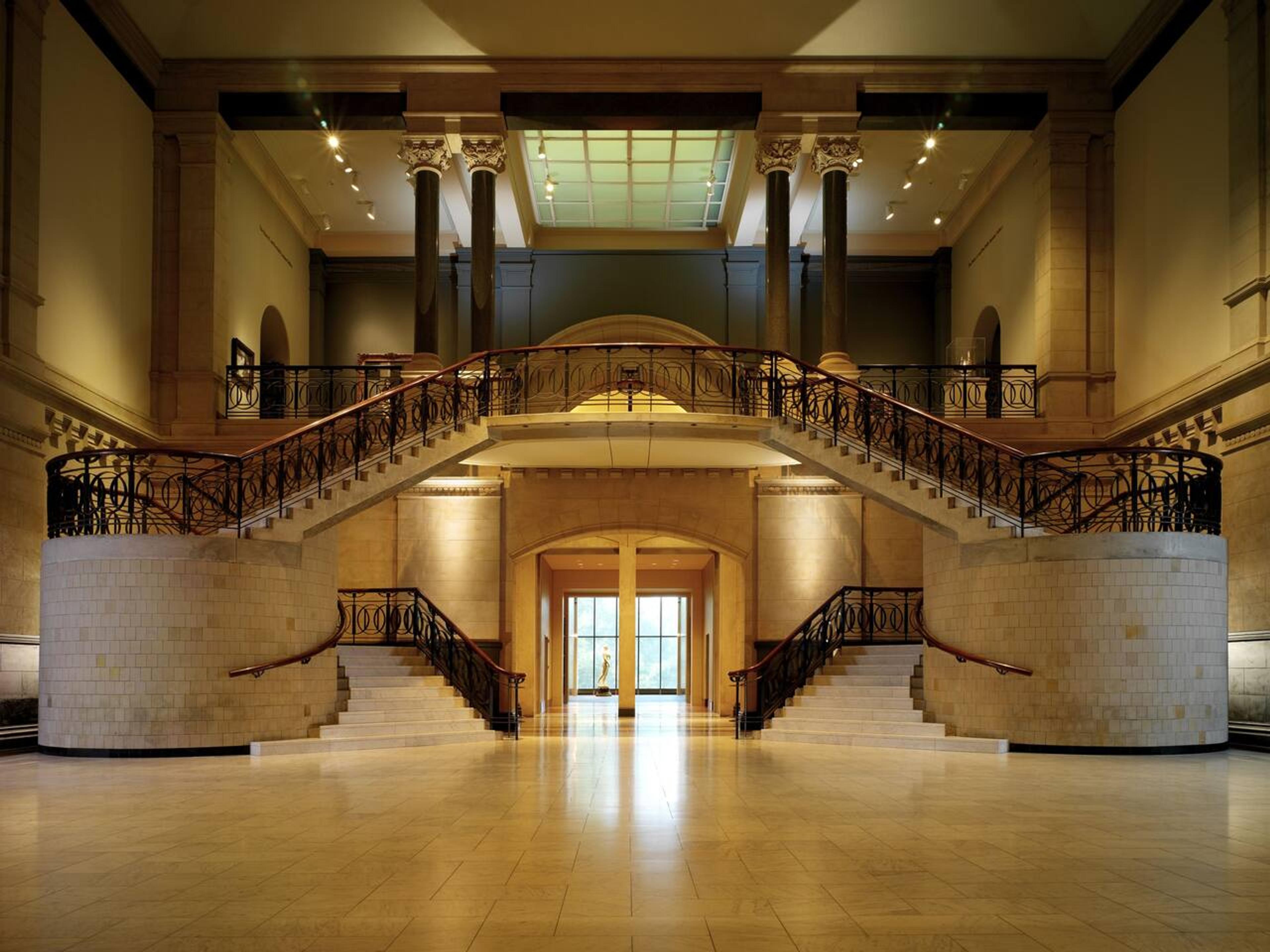 Cincinnati Art Museum
Distance: 1.5 miles
Drive Time: ~5 minutes

A renowned museum featuring over 67,000 works of art from various cultures and time periods.