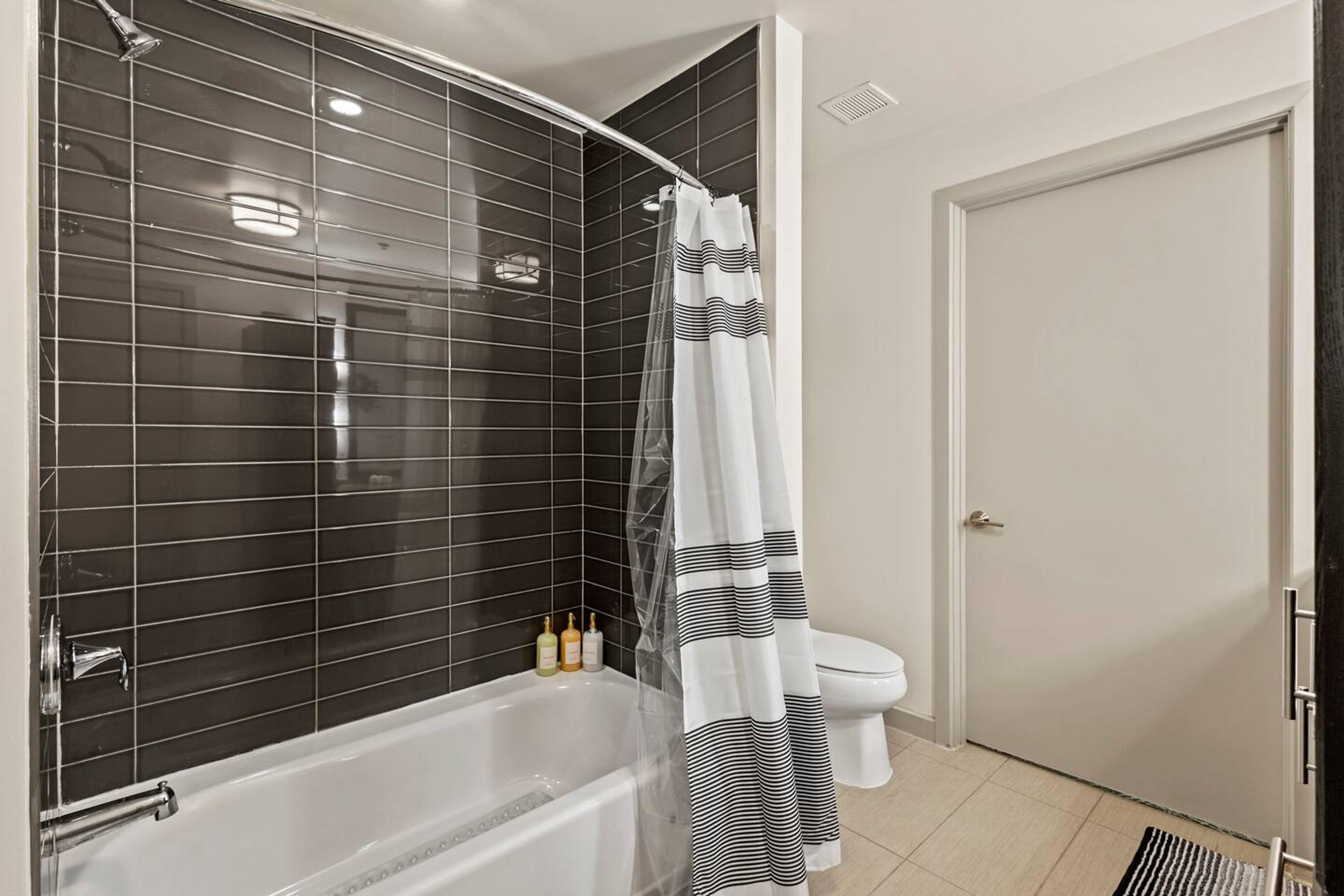 Dallas-LTV-2706-Bloom unit — photo 46