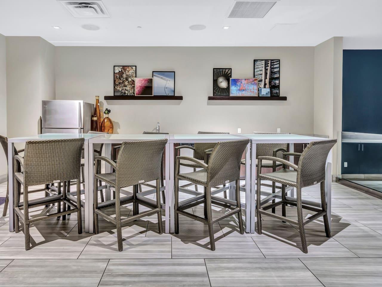 Common area: a place to sit, relax and share food with your buddies on the rooftop.