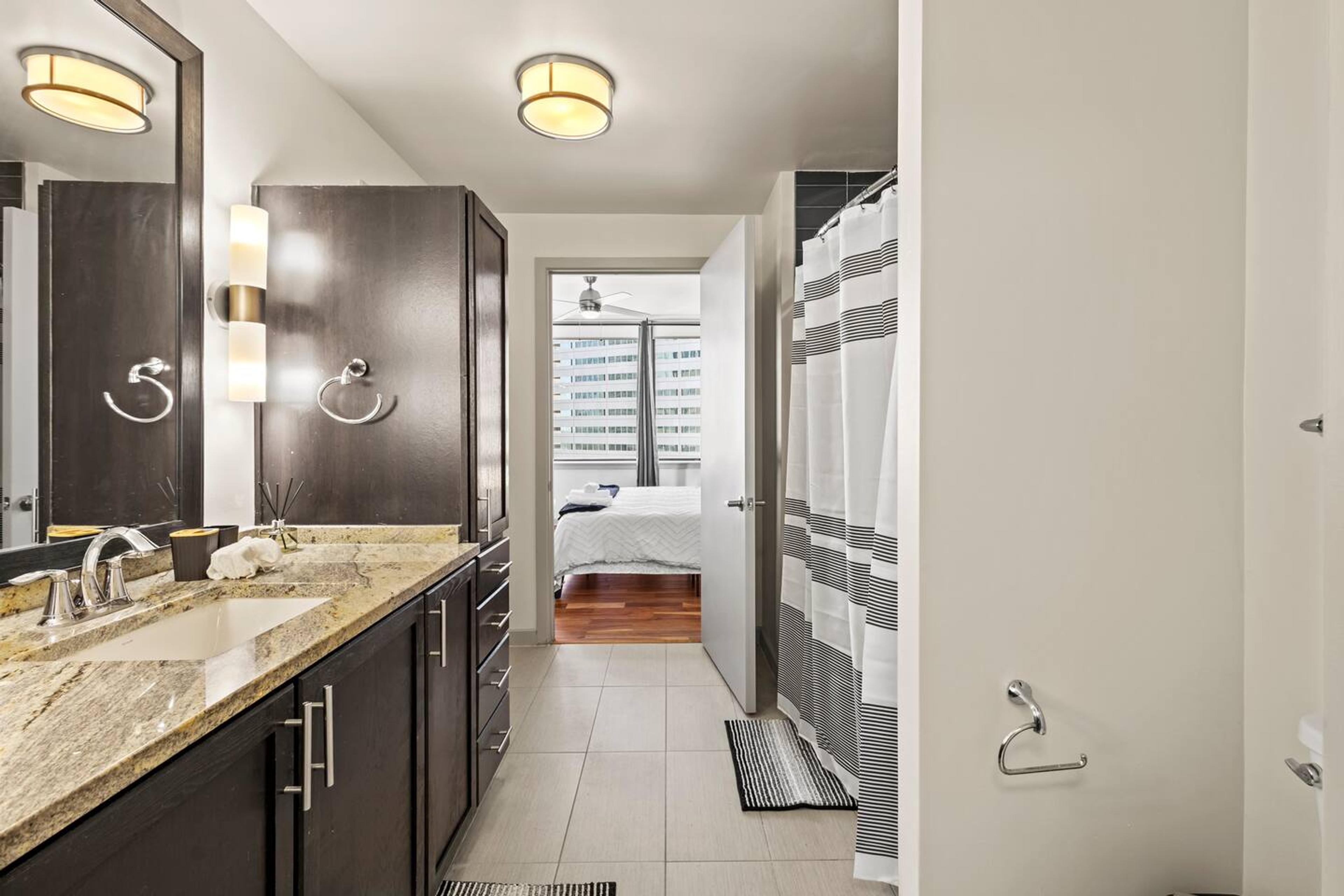 Dallas-LTV-2706-Bloom unit — photo 45