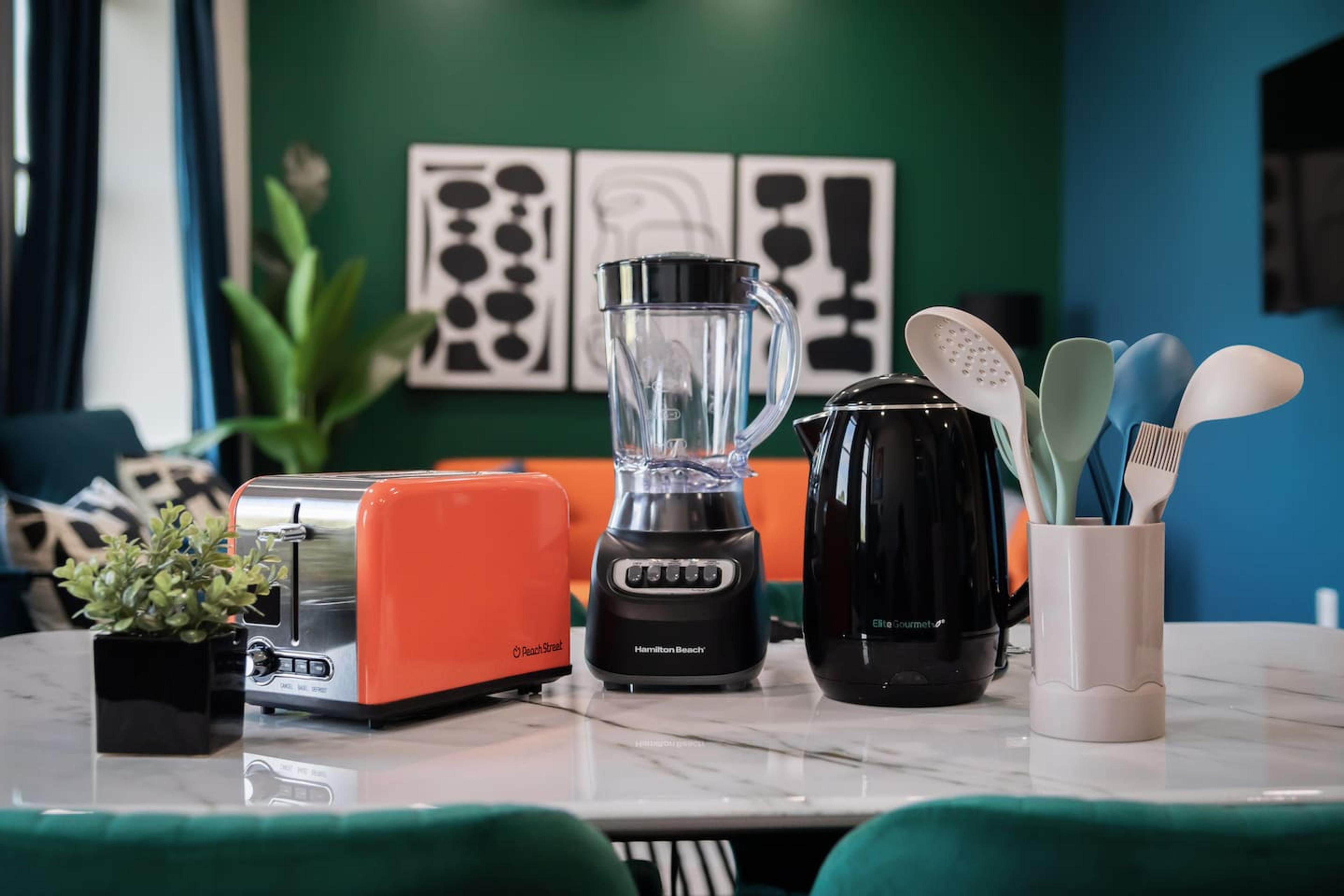 Kitchen includes: bread / bagel toaster, blender, kettle etc.,