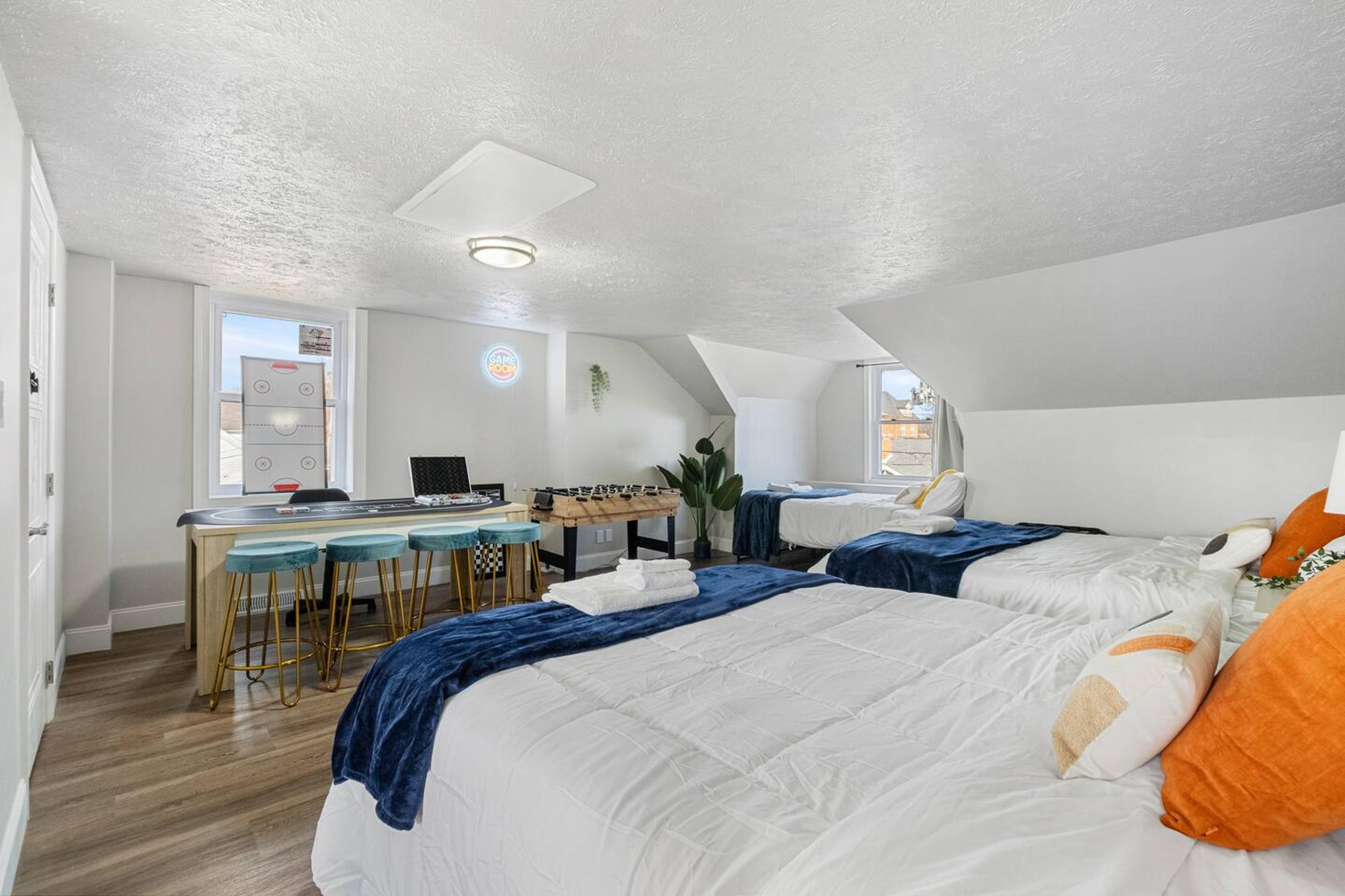 PBH-406 Marshall-Main-6 Bed — photo 73