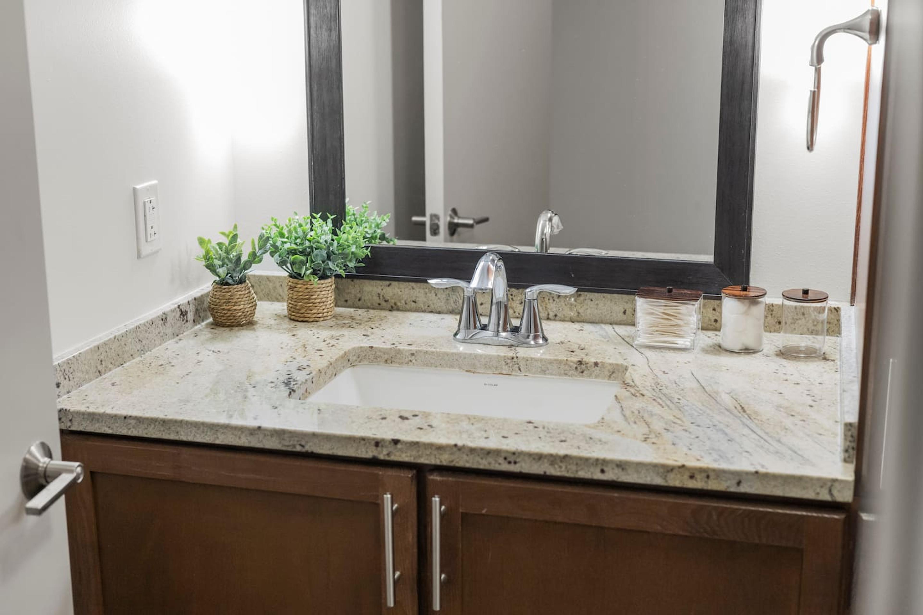 Kitchen sink area