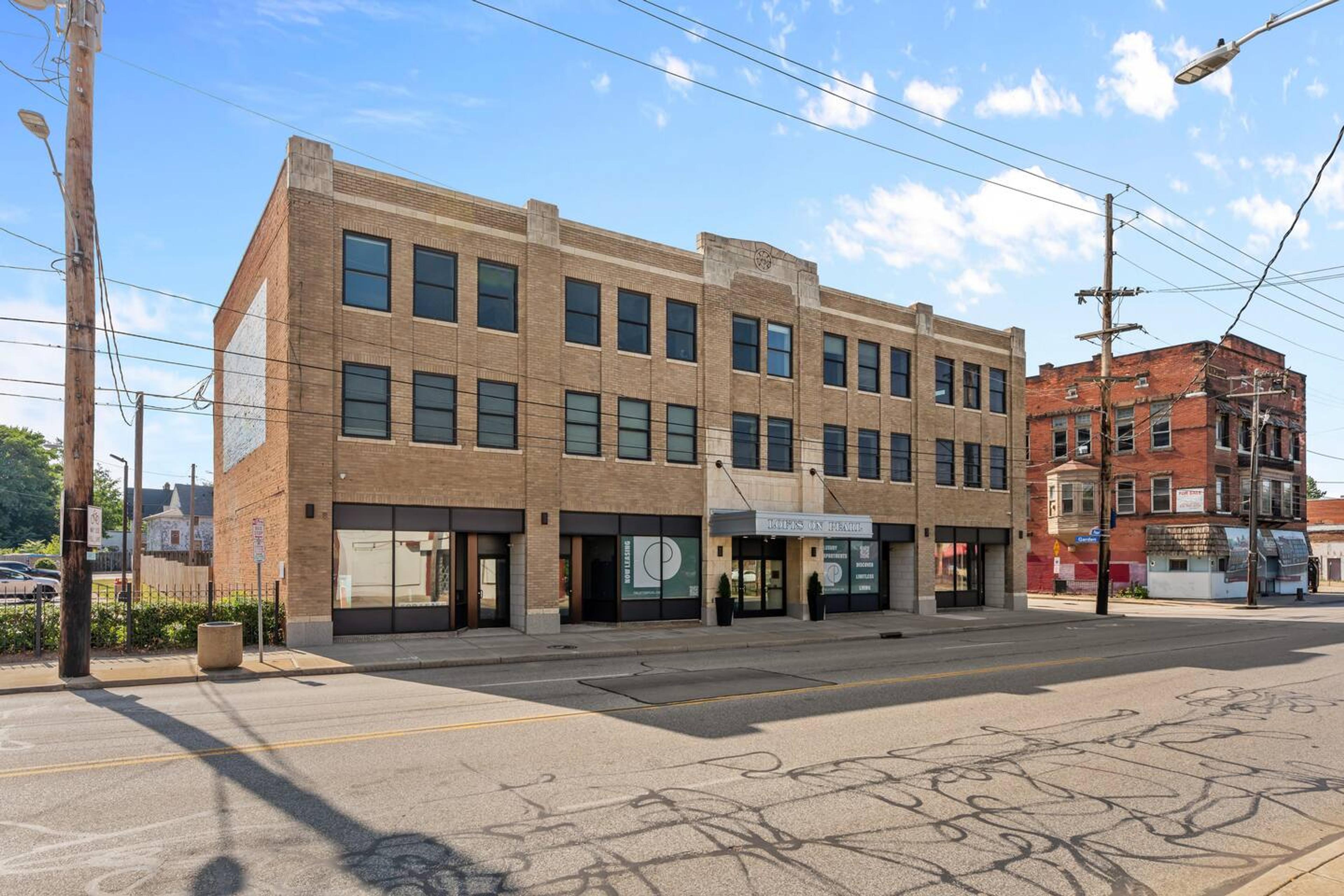 Cleveland-Loft-Combined 304 & 306 — photo 3