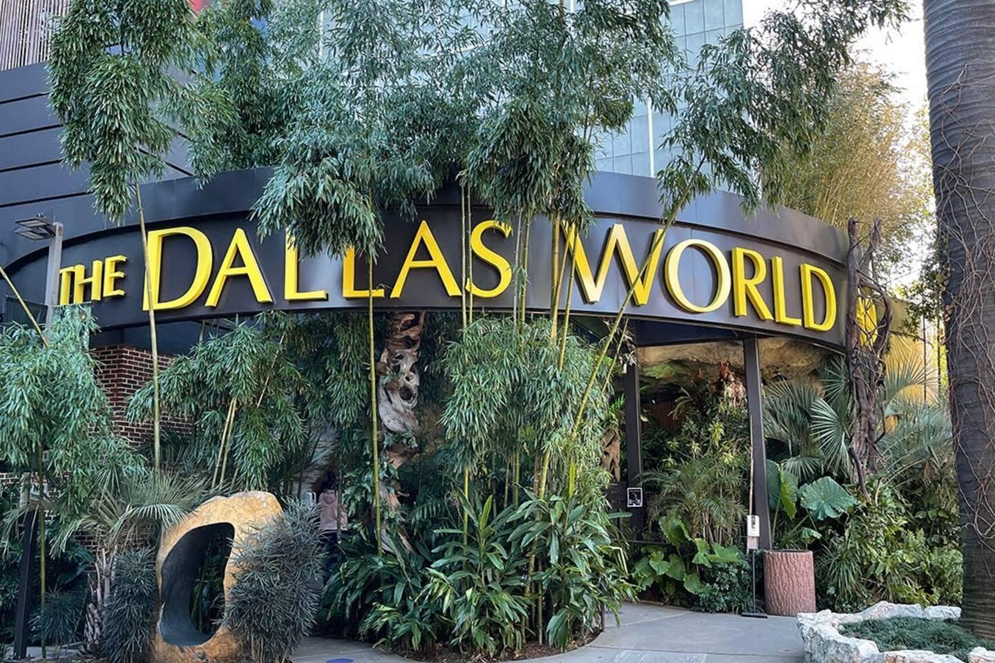 1.5 miles (5 min by car, 20 min by walk)
The Dallas World Aquarium features a variety of exhibits with marine life, birds, and land animals. It’s located near the West End Historic District, perfect for a family outing.