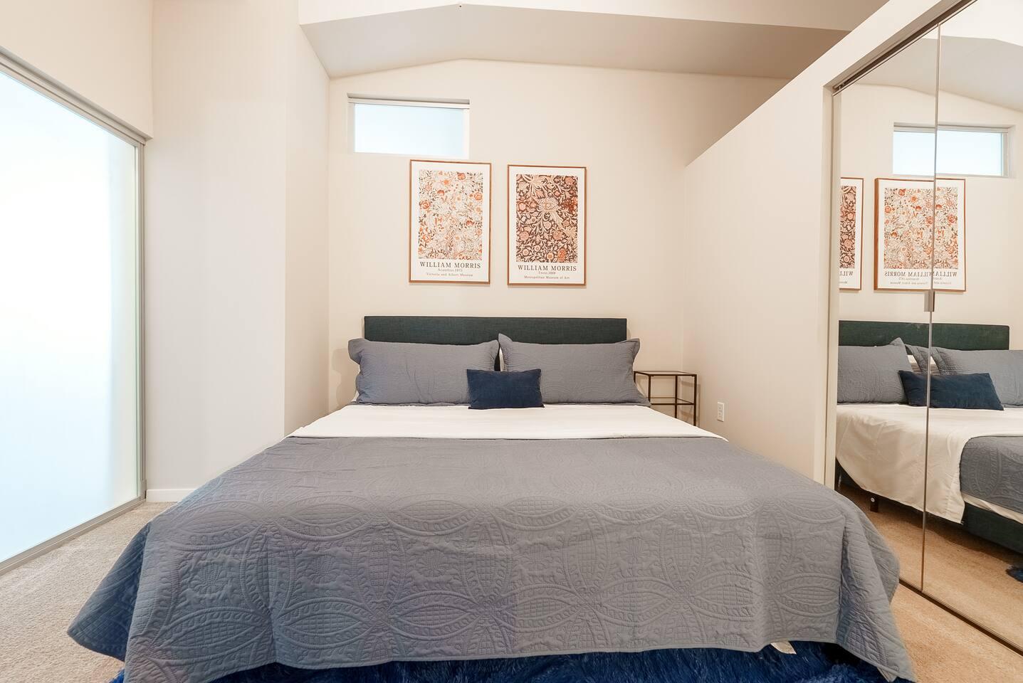 Cinc-PoV-823 -2 Bedroom — photo 15