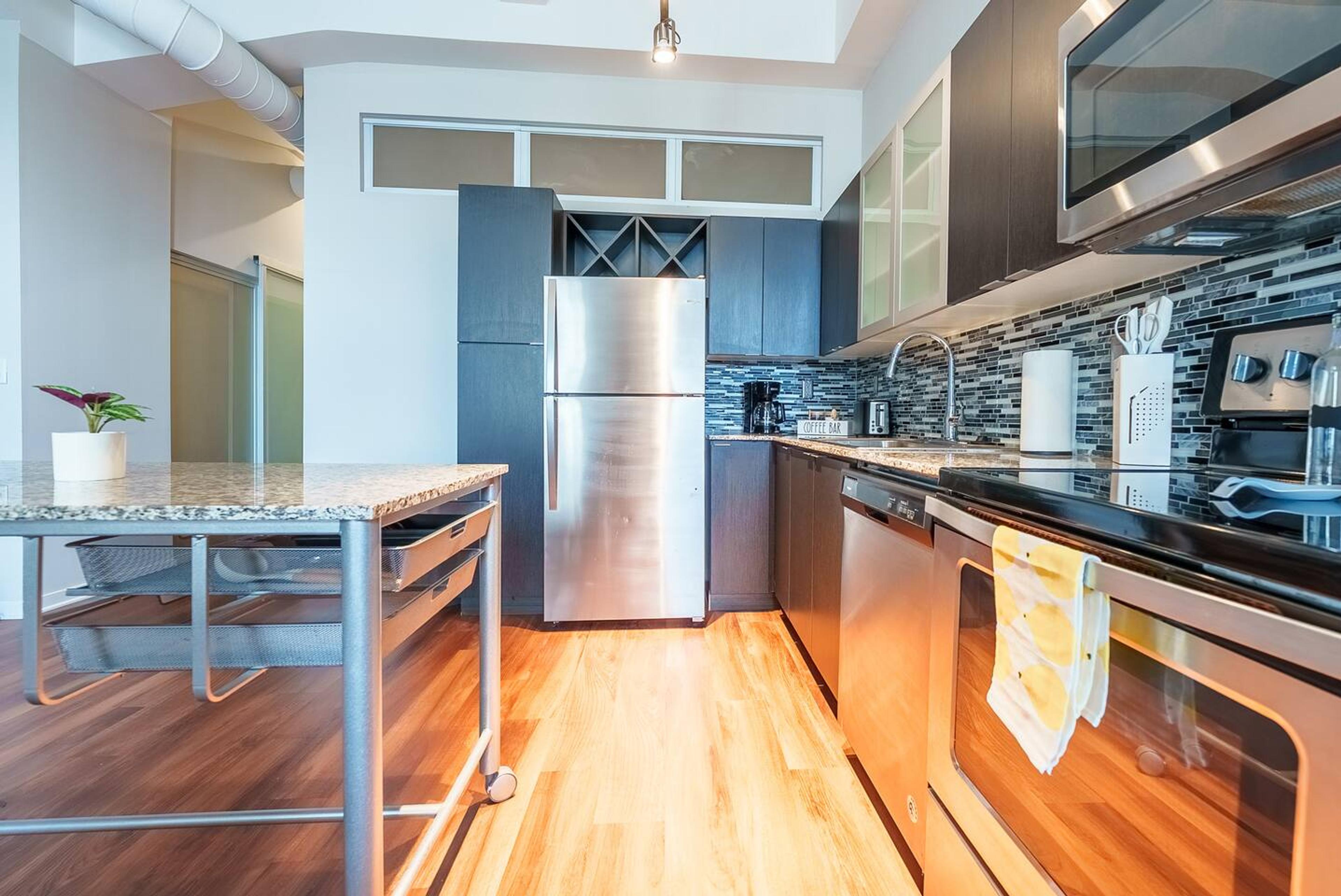 Fully equipped kitchen with everything you need to cook and dine comfortably.