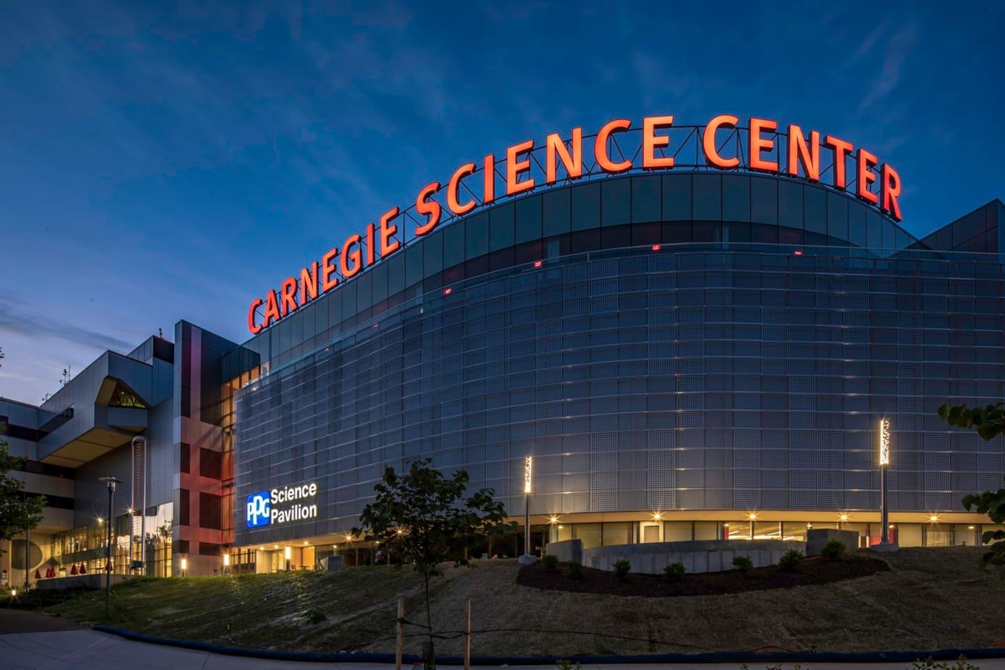 Carnegie Science Center
A family-friendly museum that features exhibits on space exploration, robotics, and a World War II submarine.
4 miles (10 min by car)