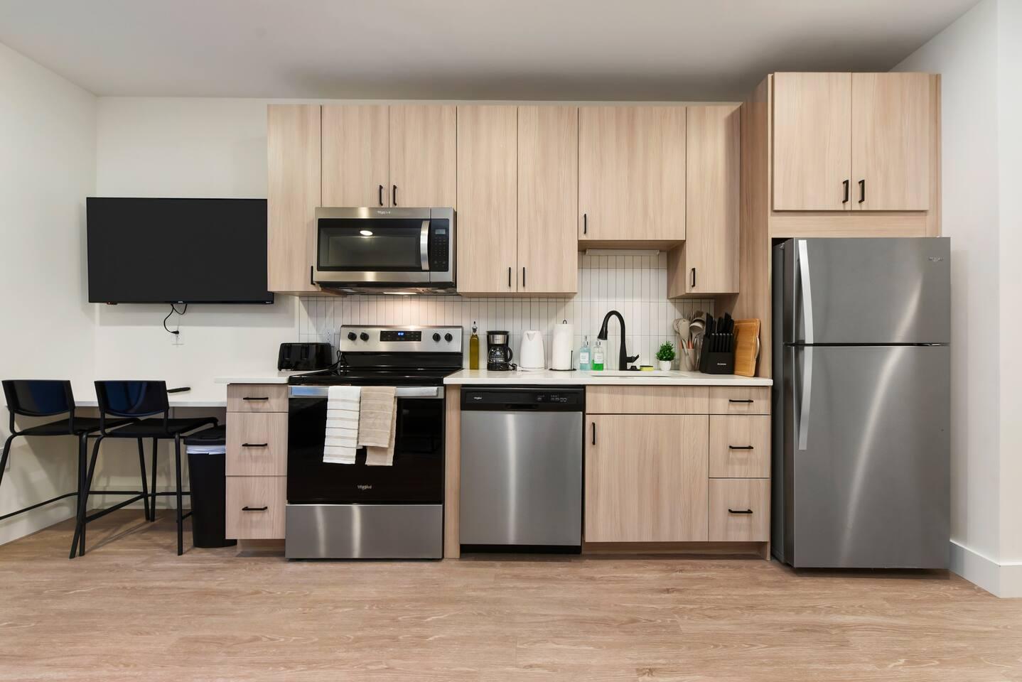 Kitchen Amenities Close-up. FULLY stocked with rice cooker, coffee machine, kettle, pots, pans and SO much more!