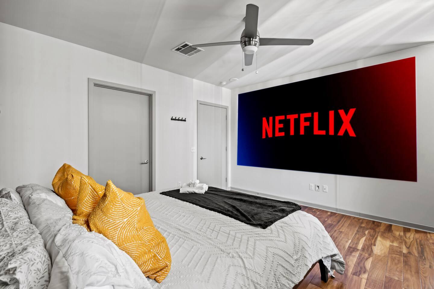 In-Room Projector: Enjoy your favorite movies and shows right from the comfort of your bed! ✨
