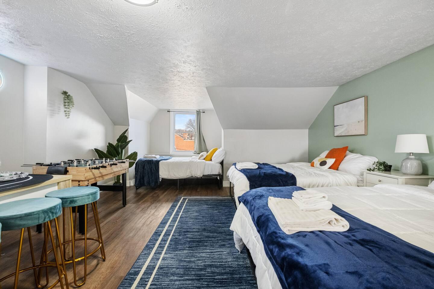 PBH-406 Marshall-Main-6 Bed — photo 63