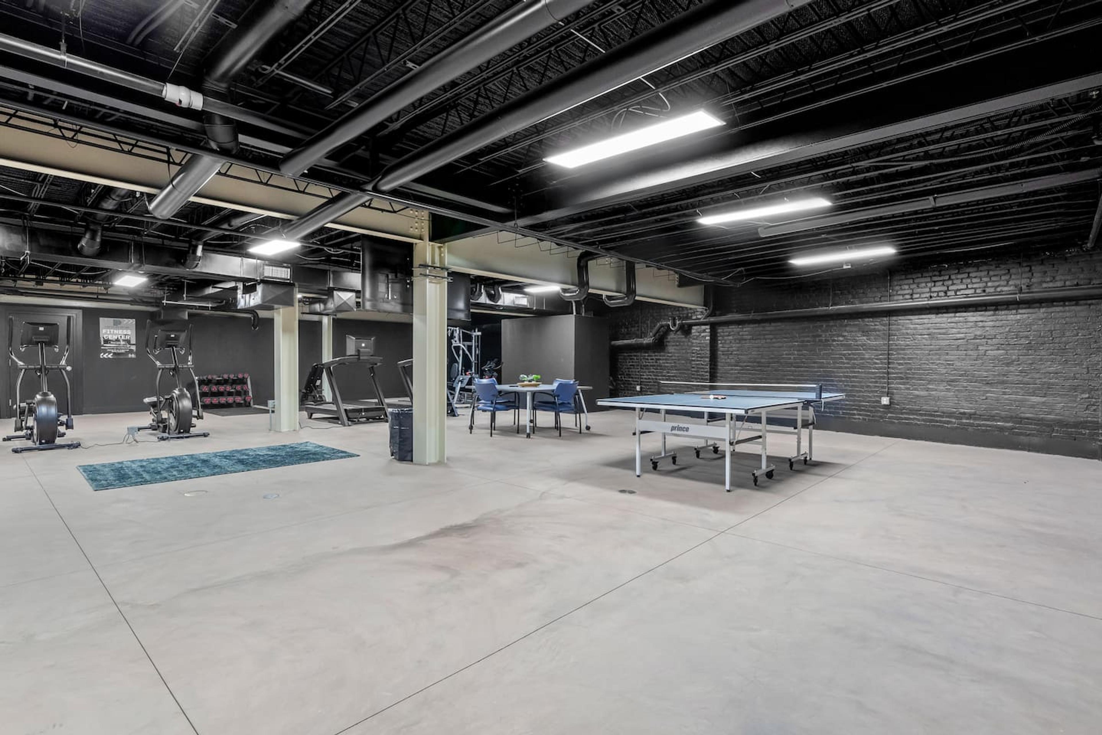 Common area: More clear view of the gym and game area