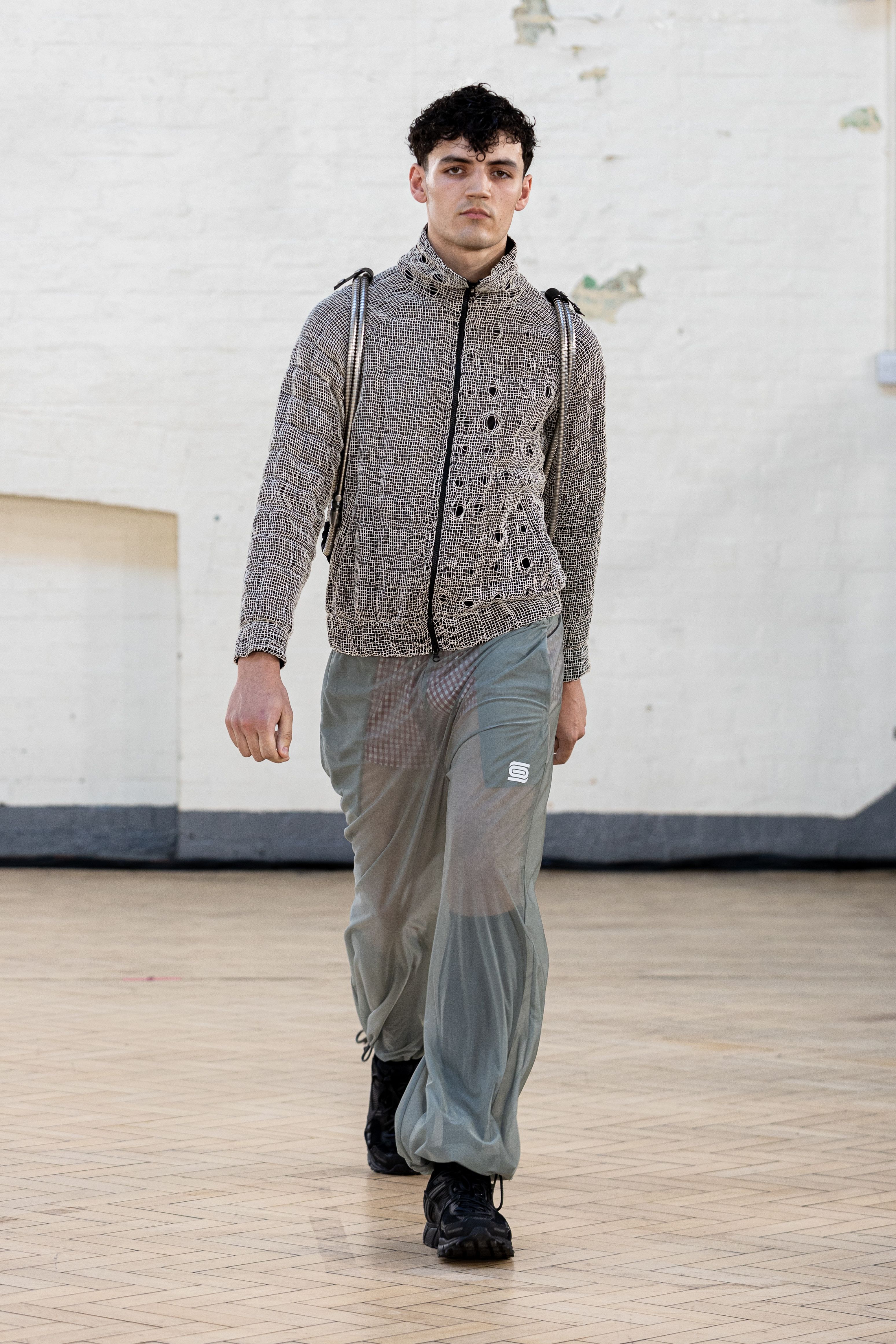 【ppi】olly shinder Olly Shinder Makes Calculated Risks Look Good | Hypebeast