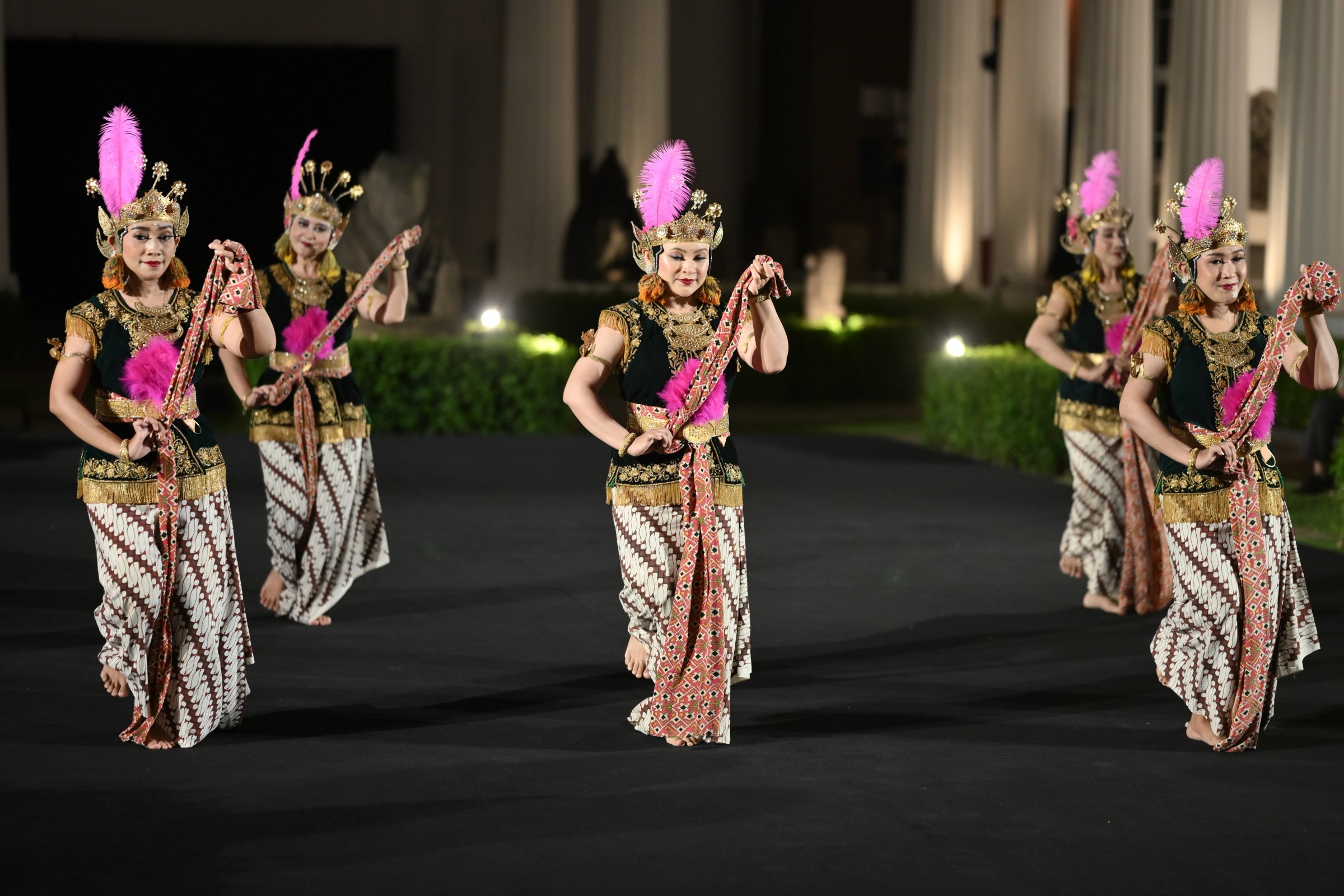 Panggung Maestro 7