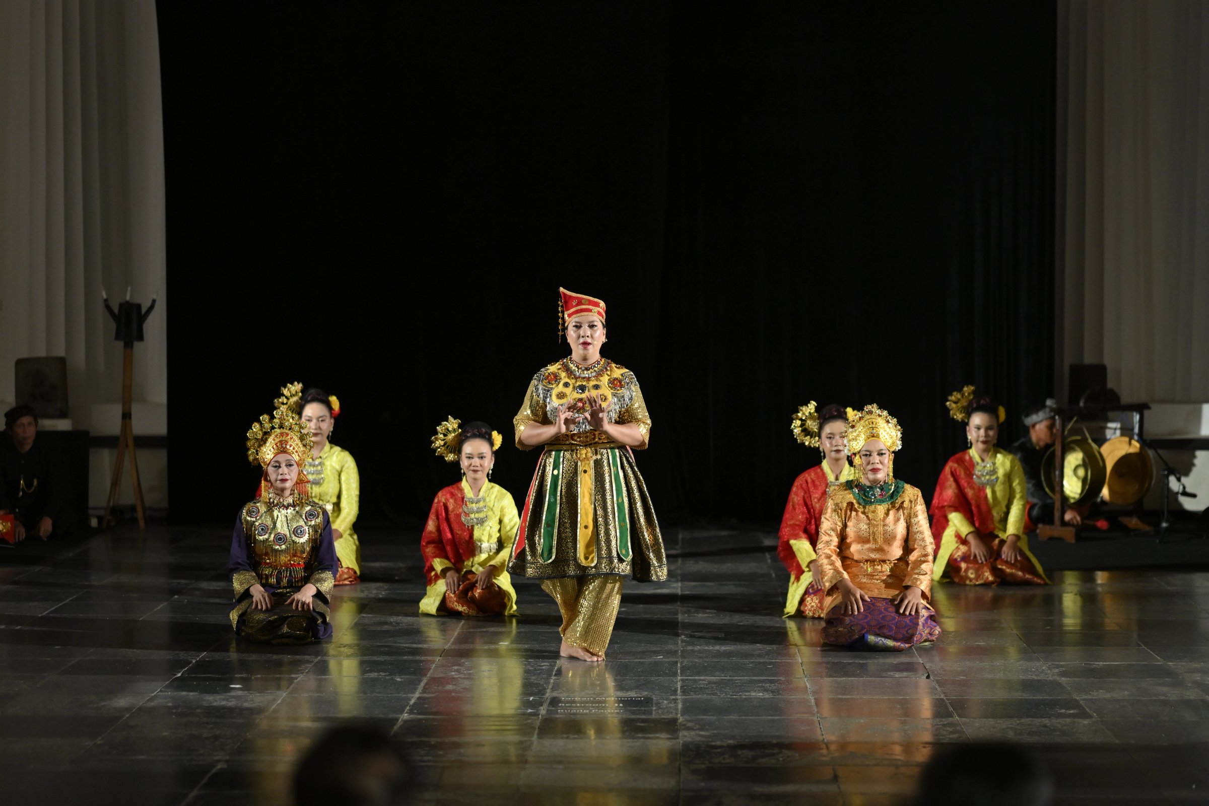 Panggung Maestro 7
