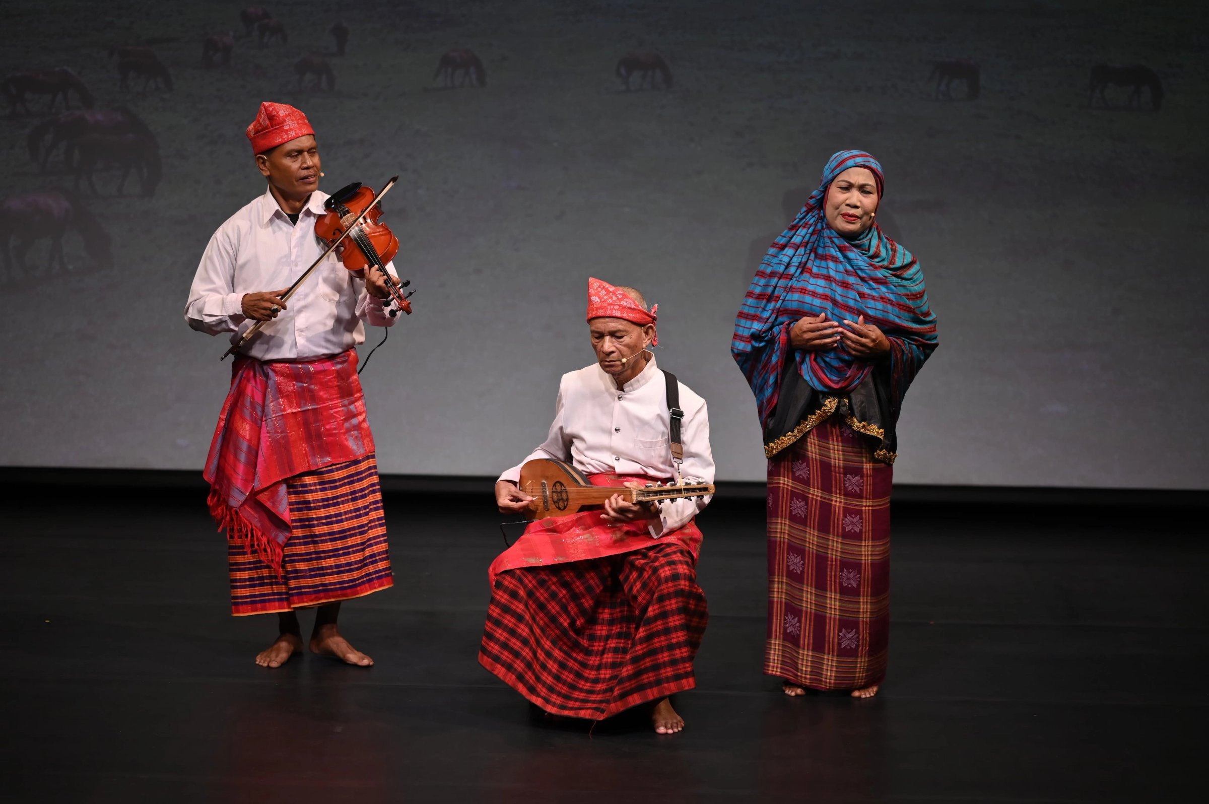 Panggung Maestro 5