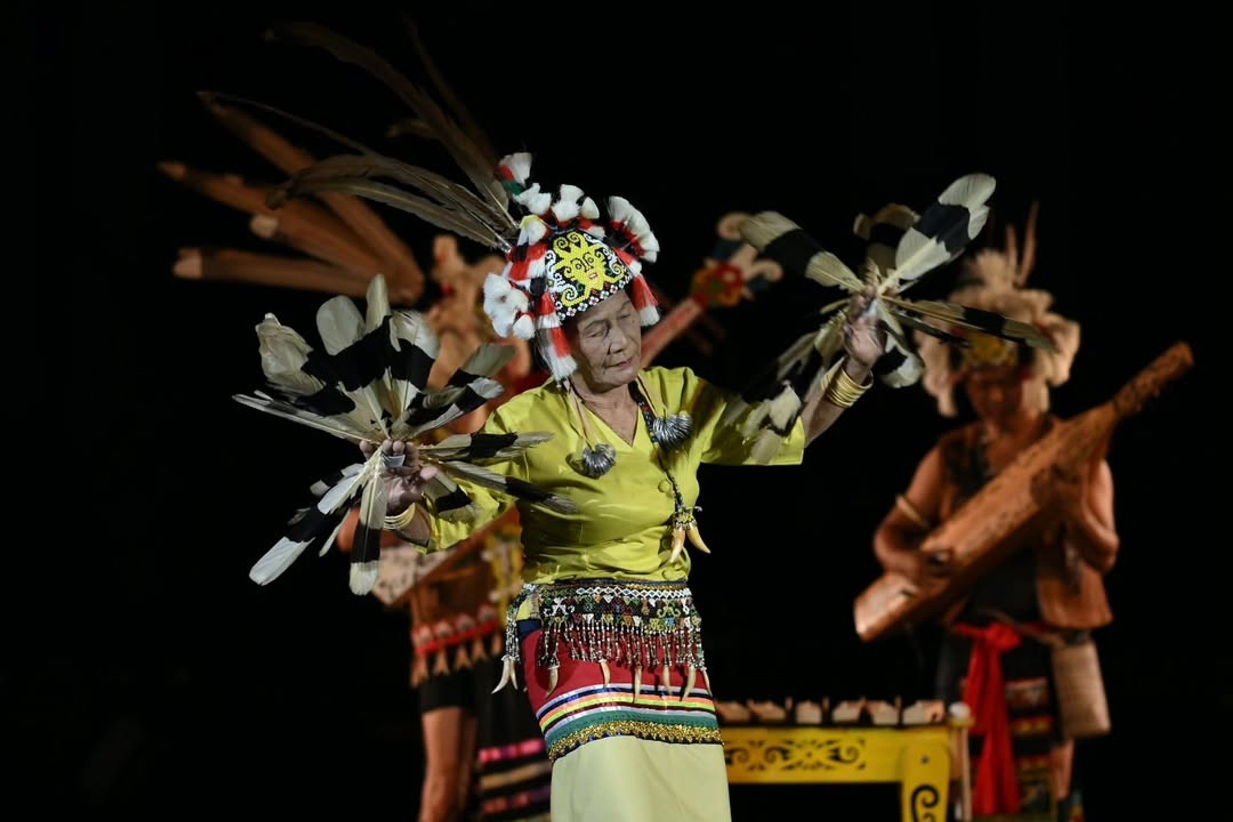 Panggung Maestro 8