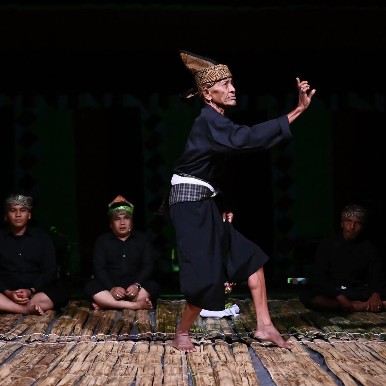 Panggung Maestro 4
