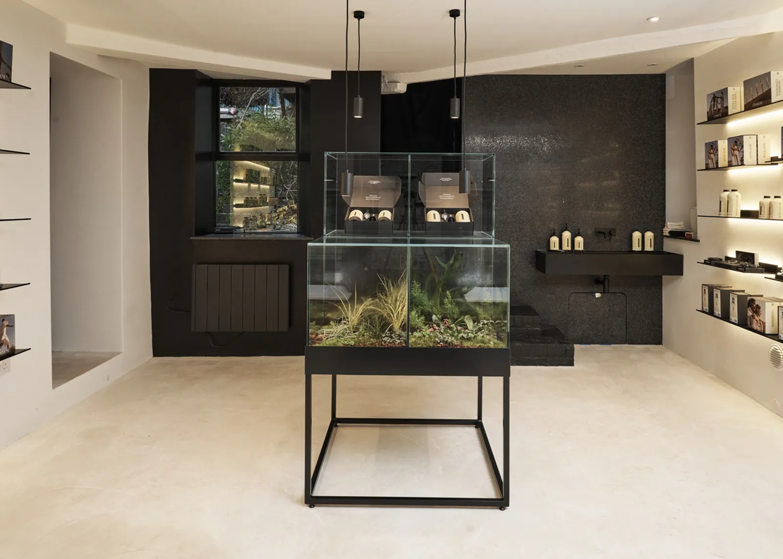 Commune — In-Store Greenery (image 3)
